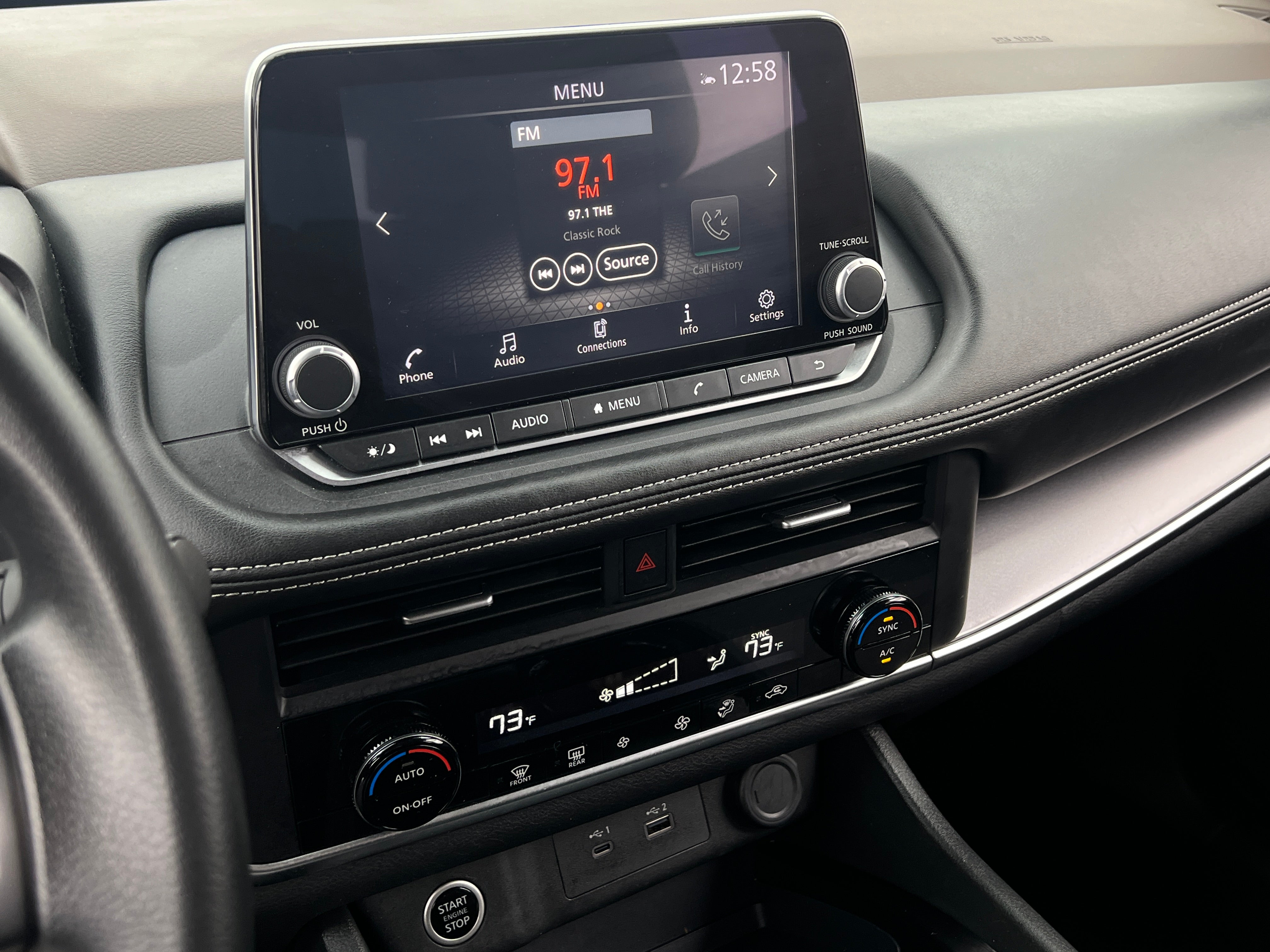 2023 Nissan Rogue SV 4