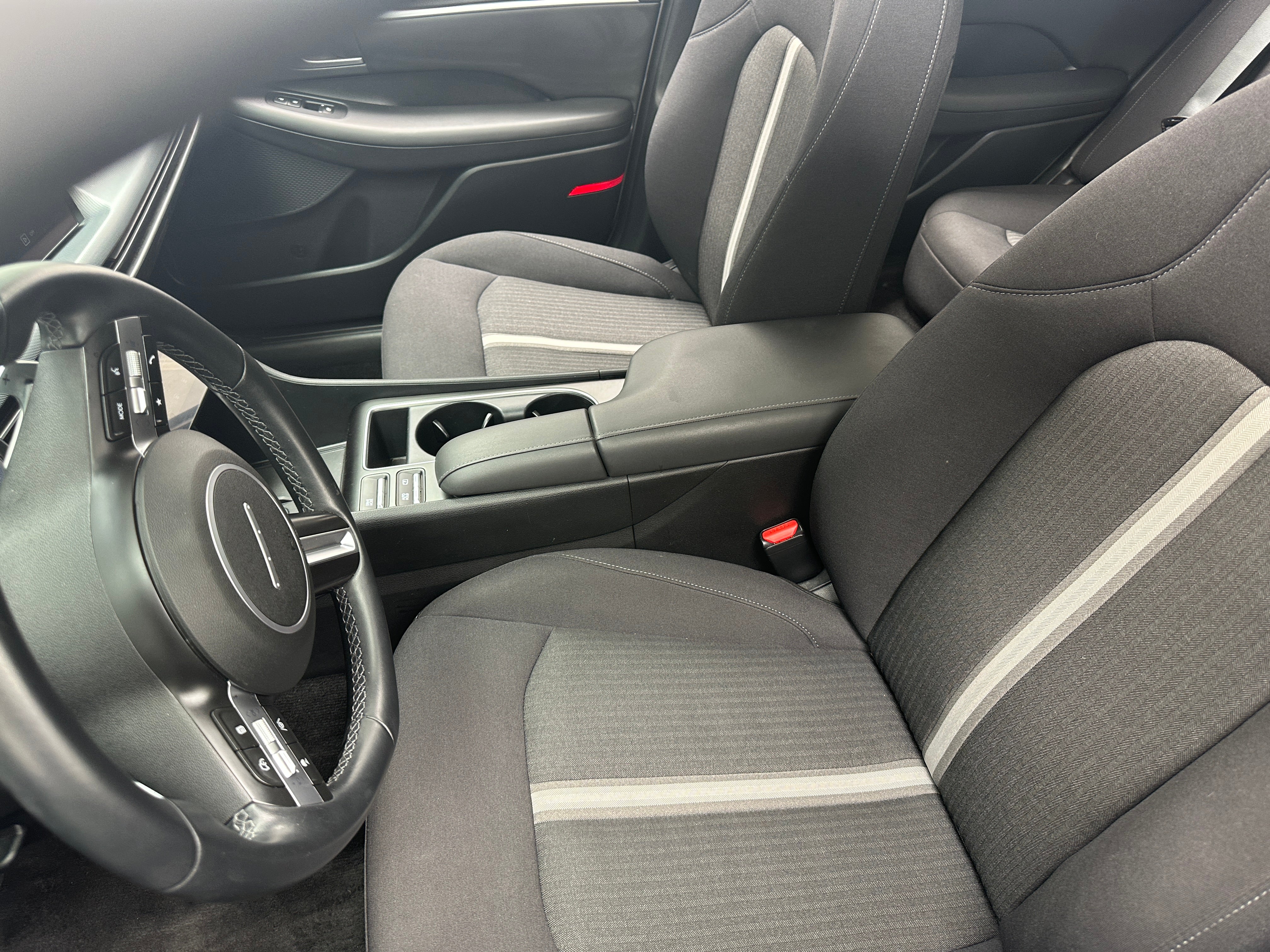 2024 Hyundai Sonata SEL 2