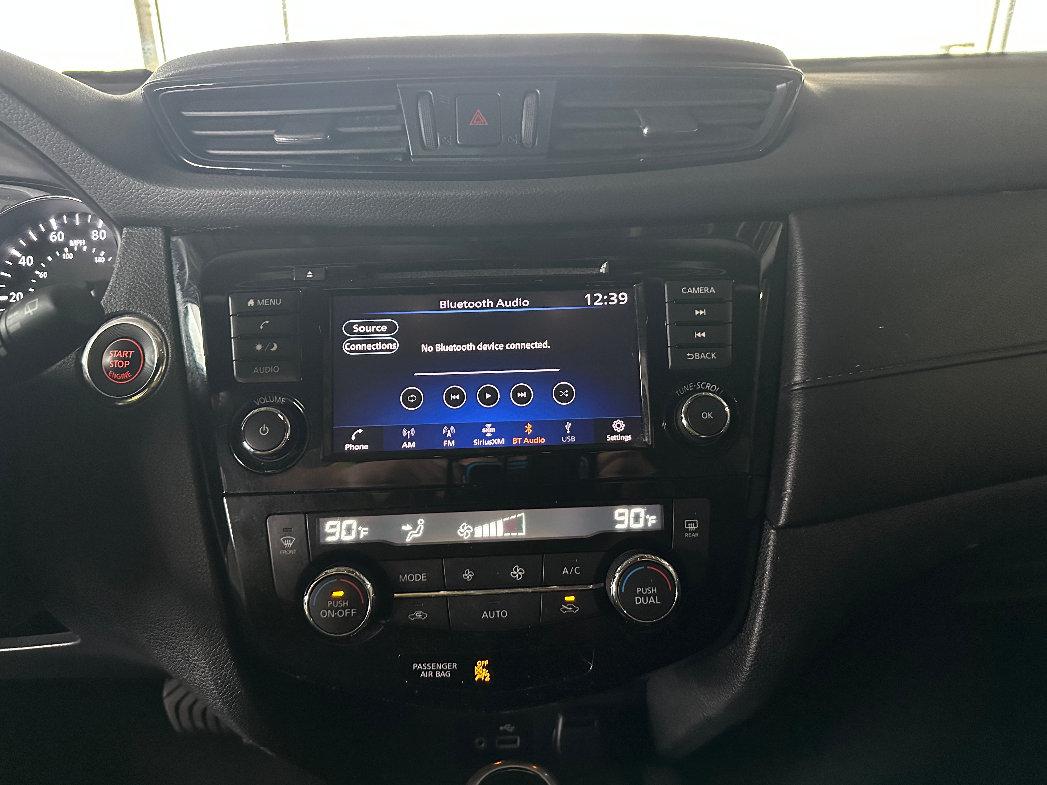 2020 Nissan Rogue SV 4