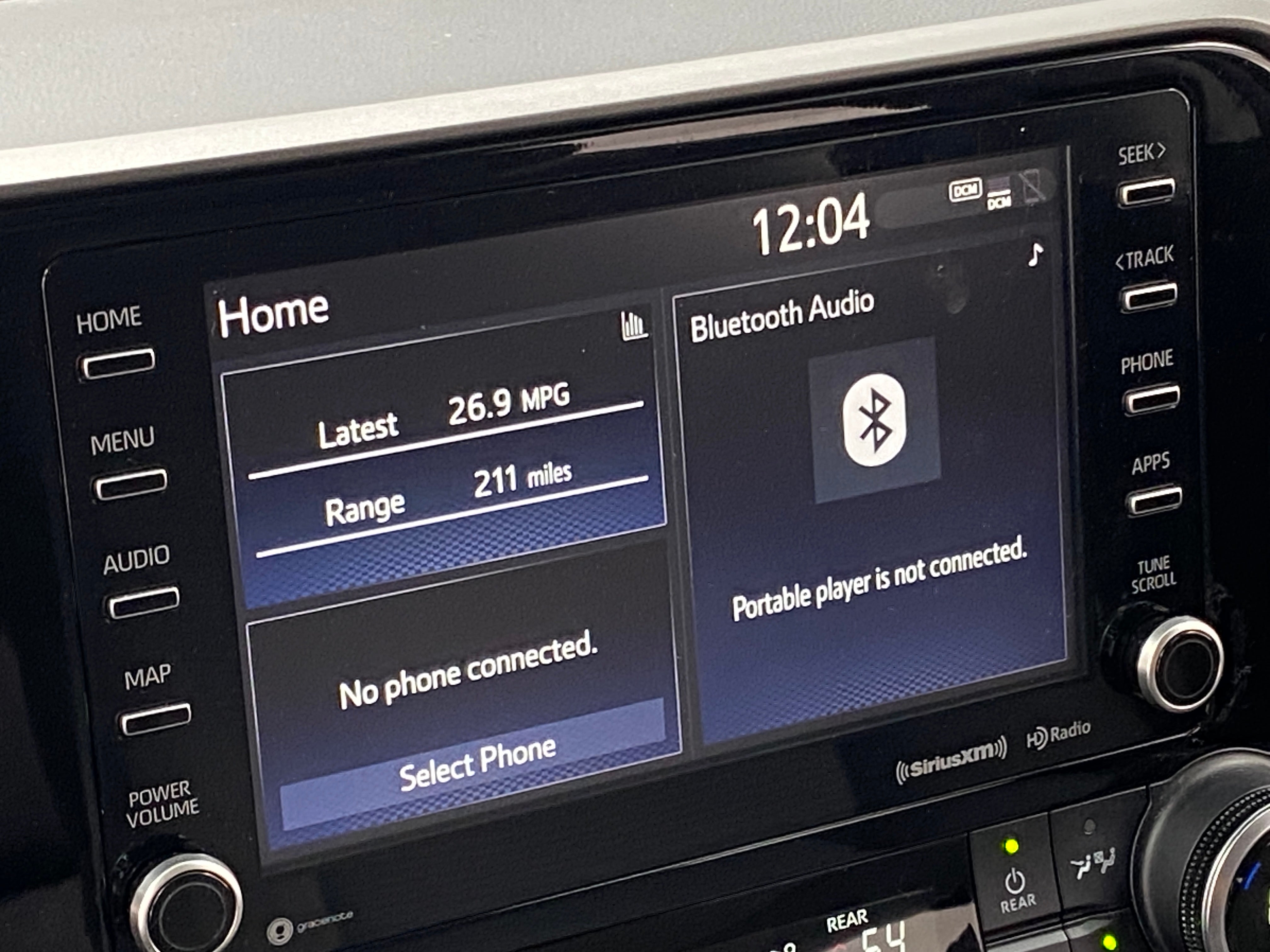 2022 Toyota Highlander LE 4