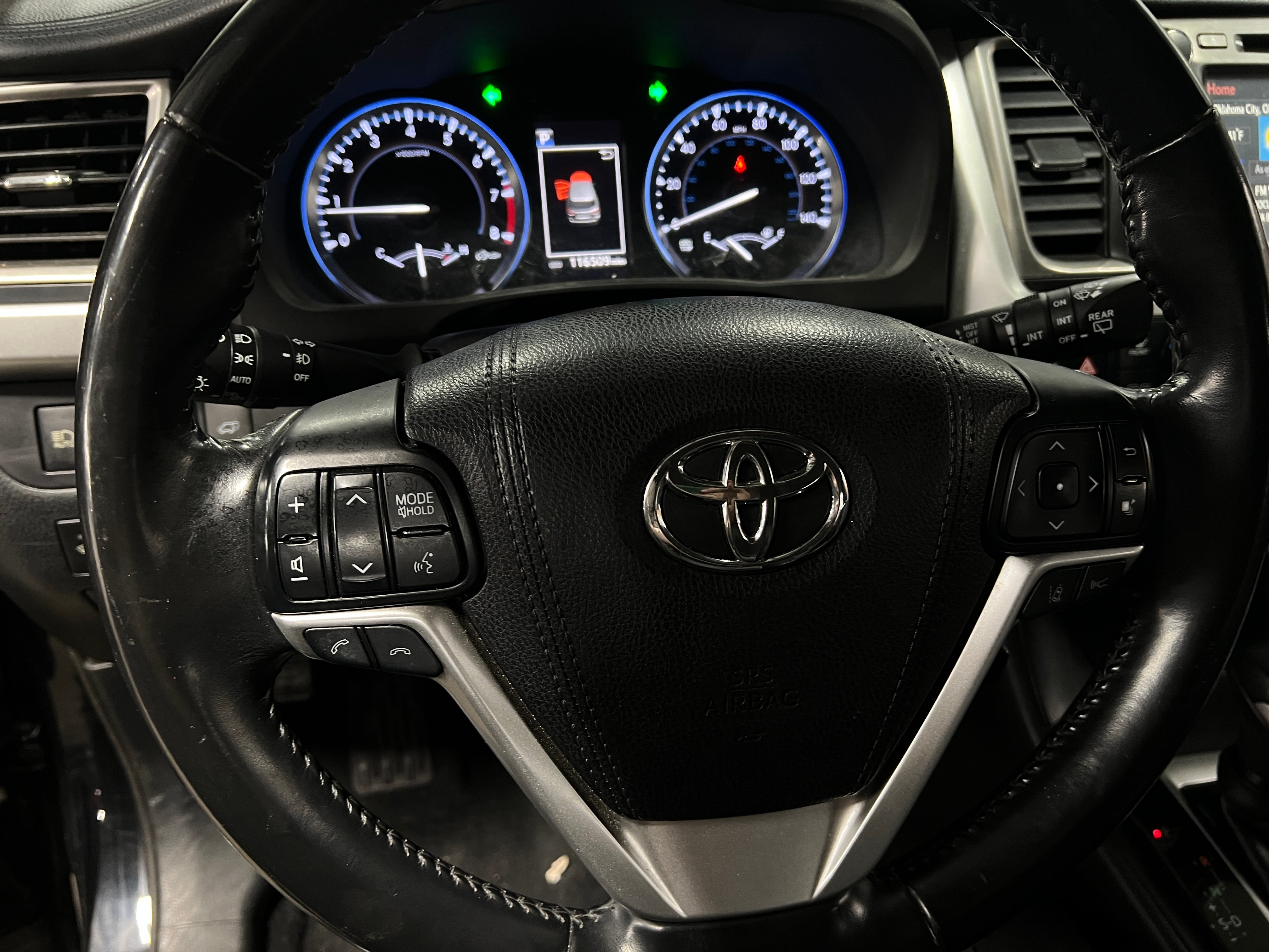 2017 Toyota Highlander SE 4