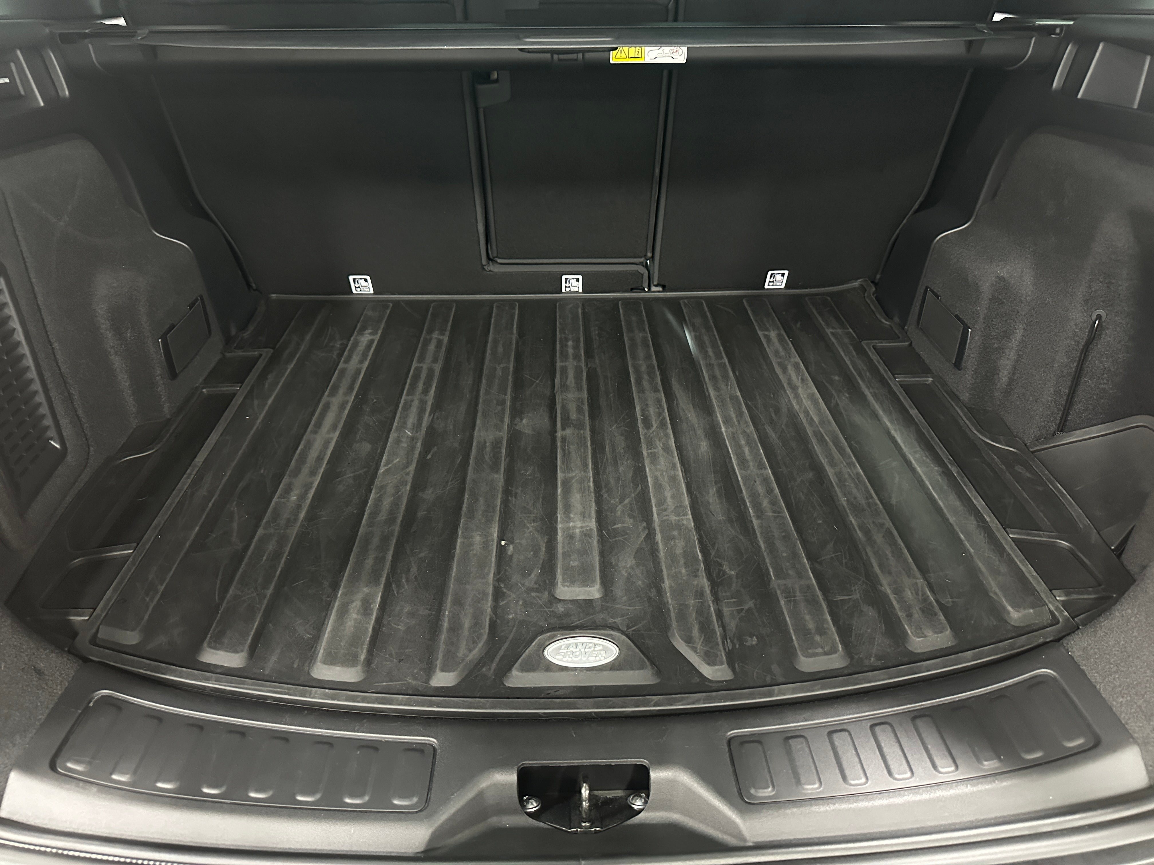 2022 Land Rover Discovery Sport SE 7