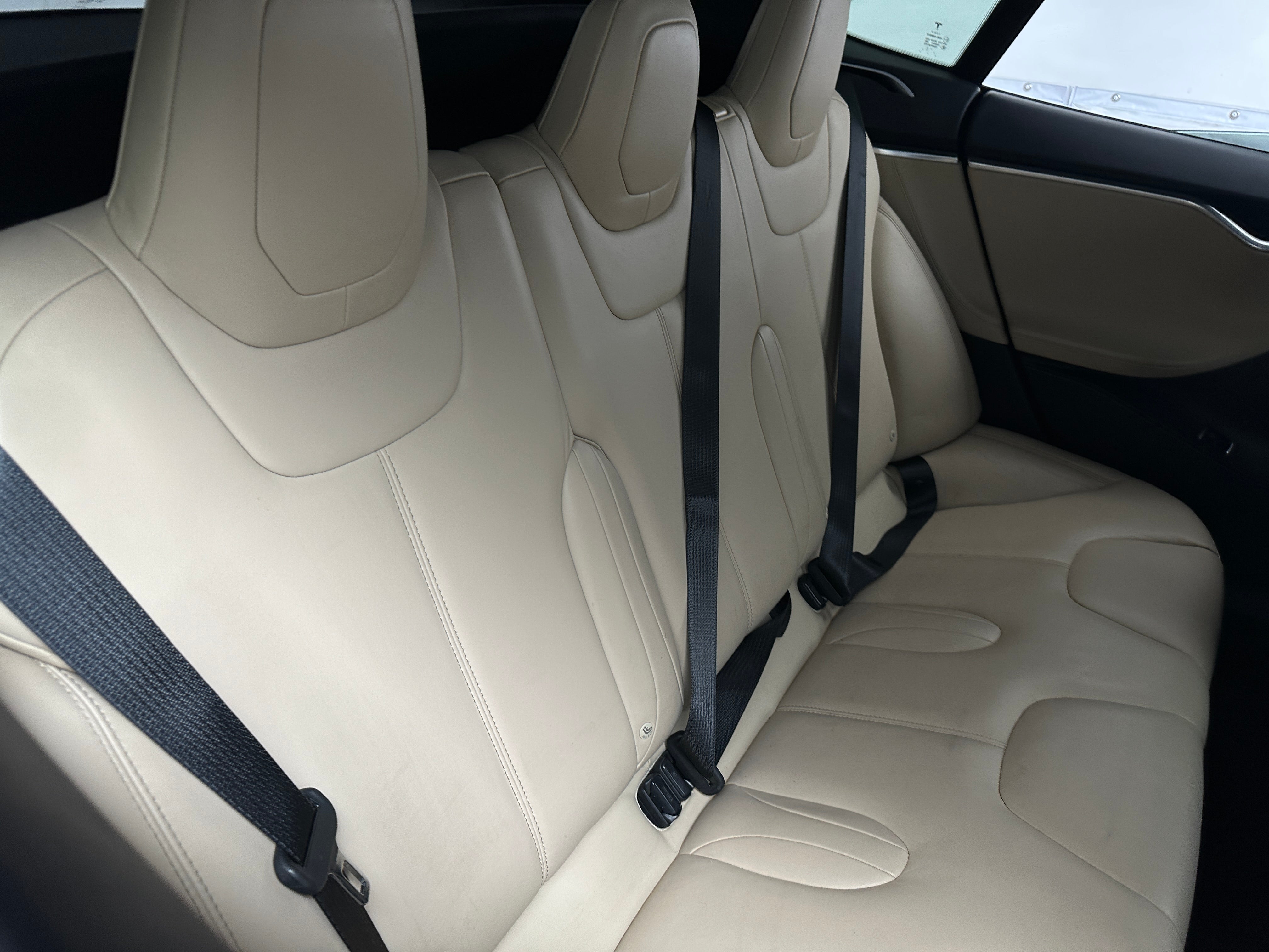 2016 Tesla Model S 75D 5