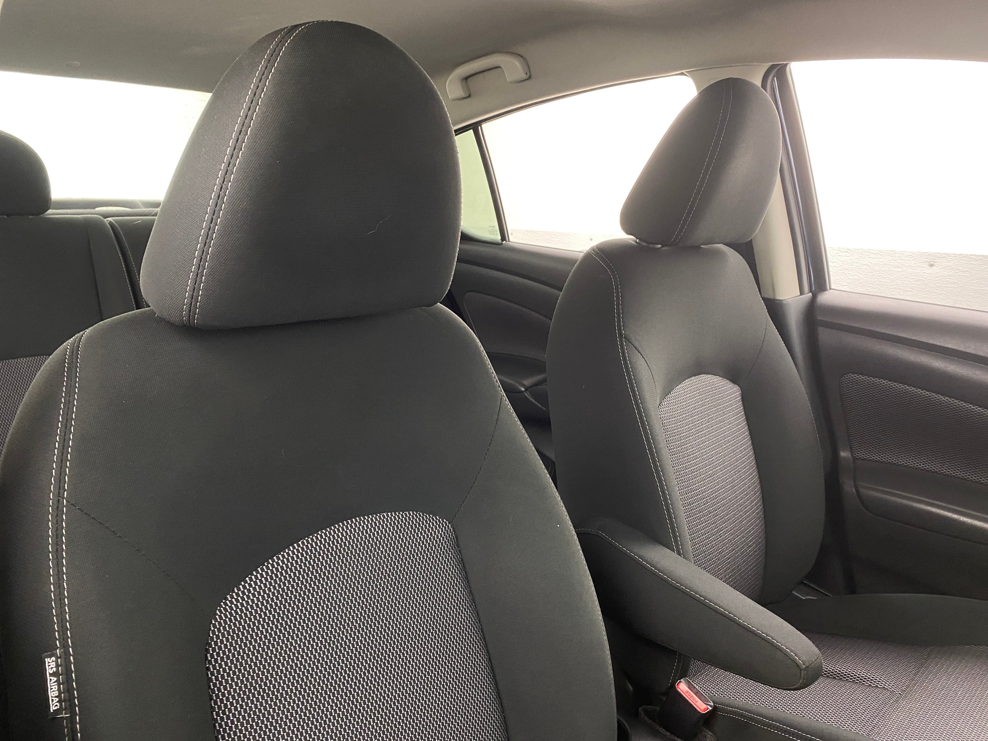 2017 Nissan Versa SV 2