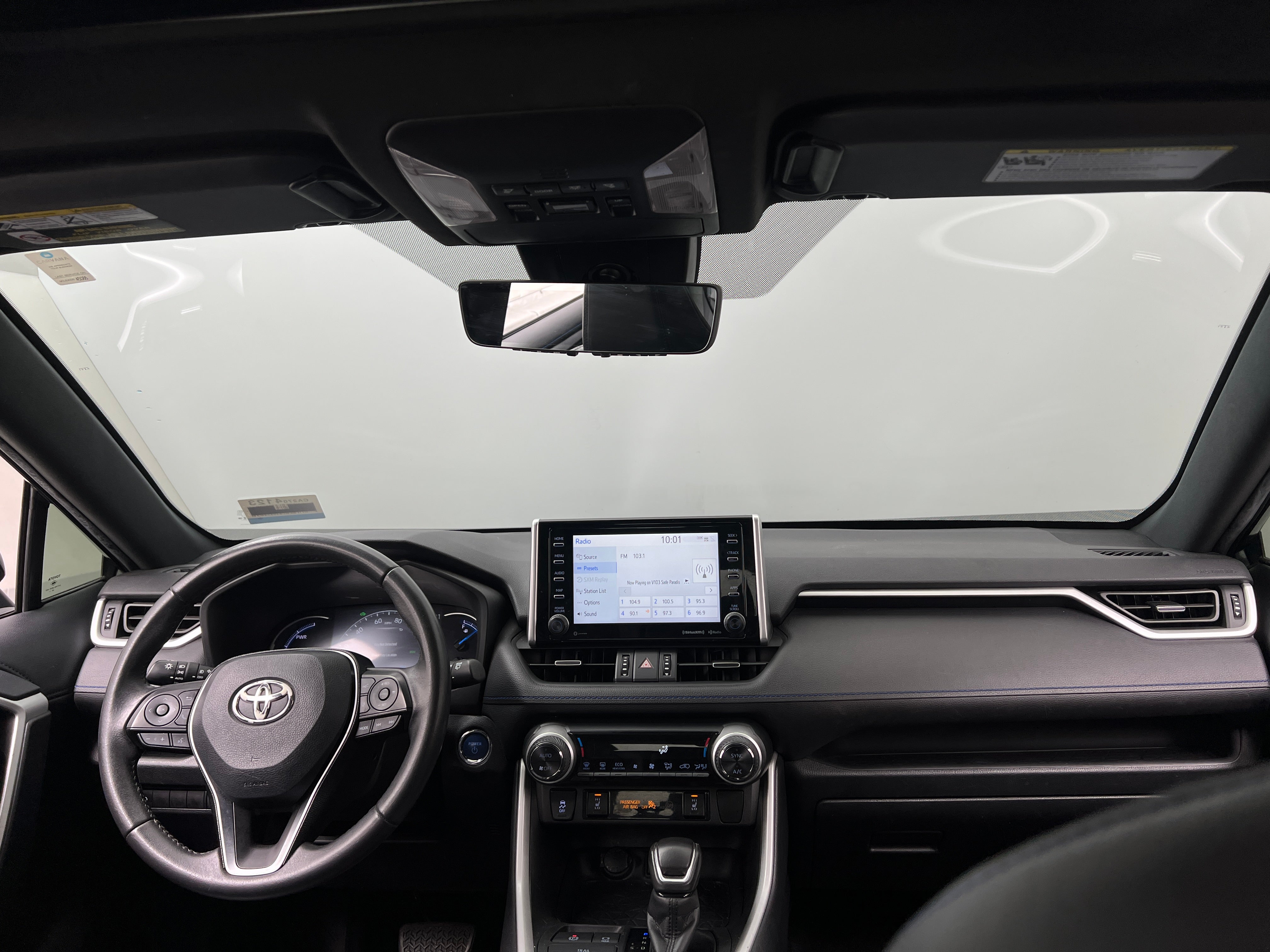 2021 Toyota RAV4 XSE 3