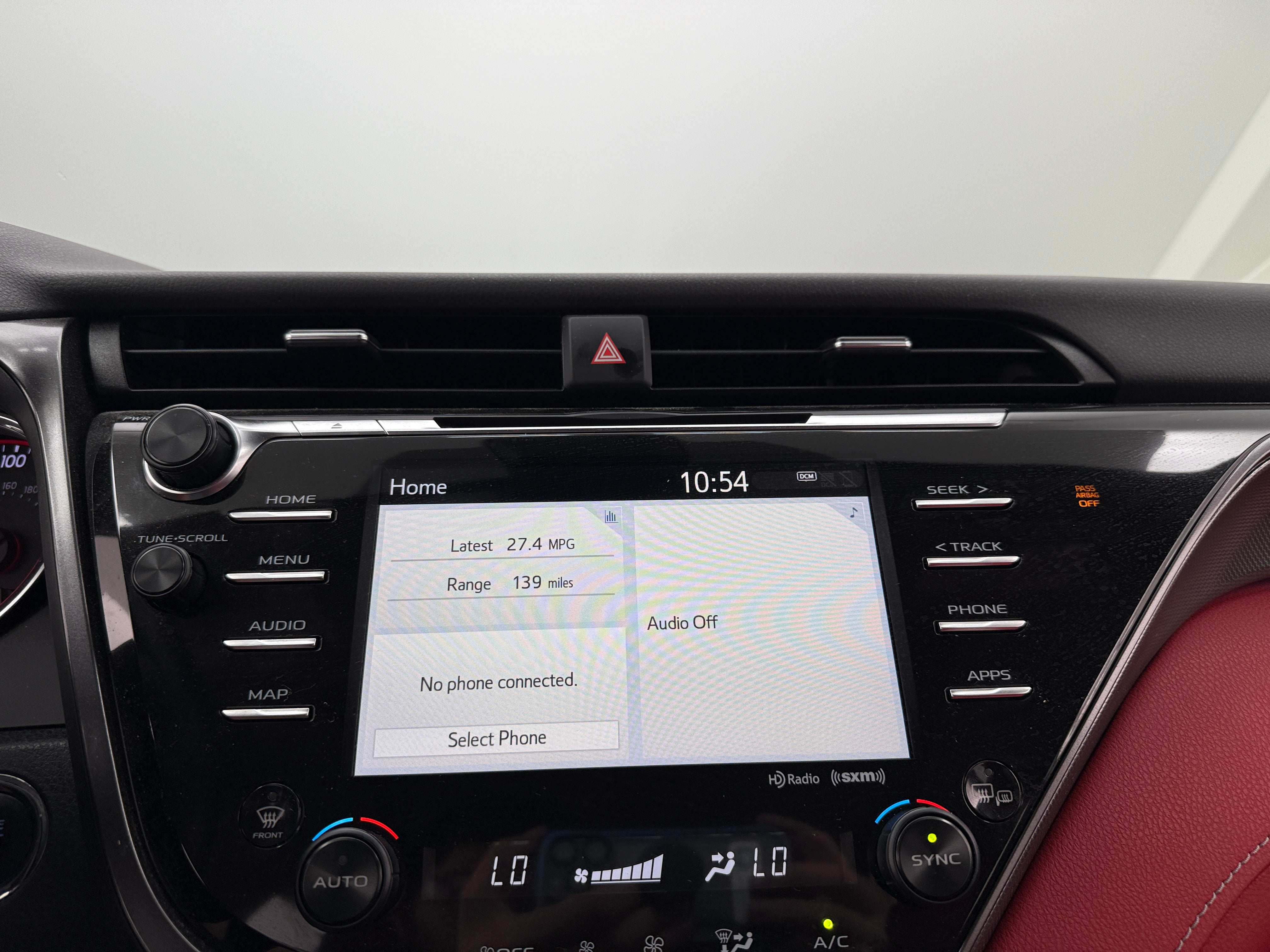 2019 Toyota Camry XSE 3