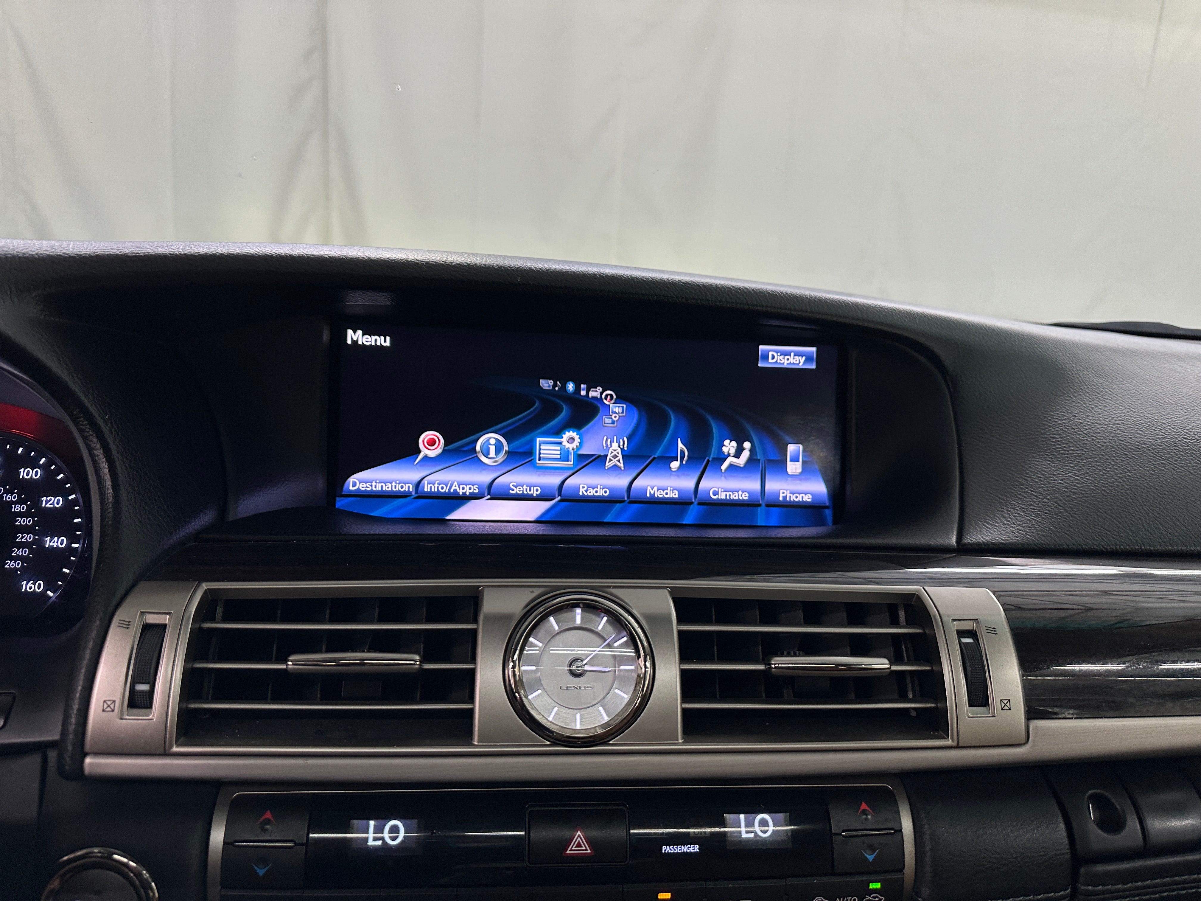 2014 Lexus LS 460 3