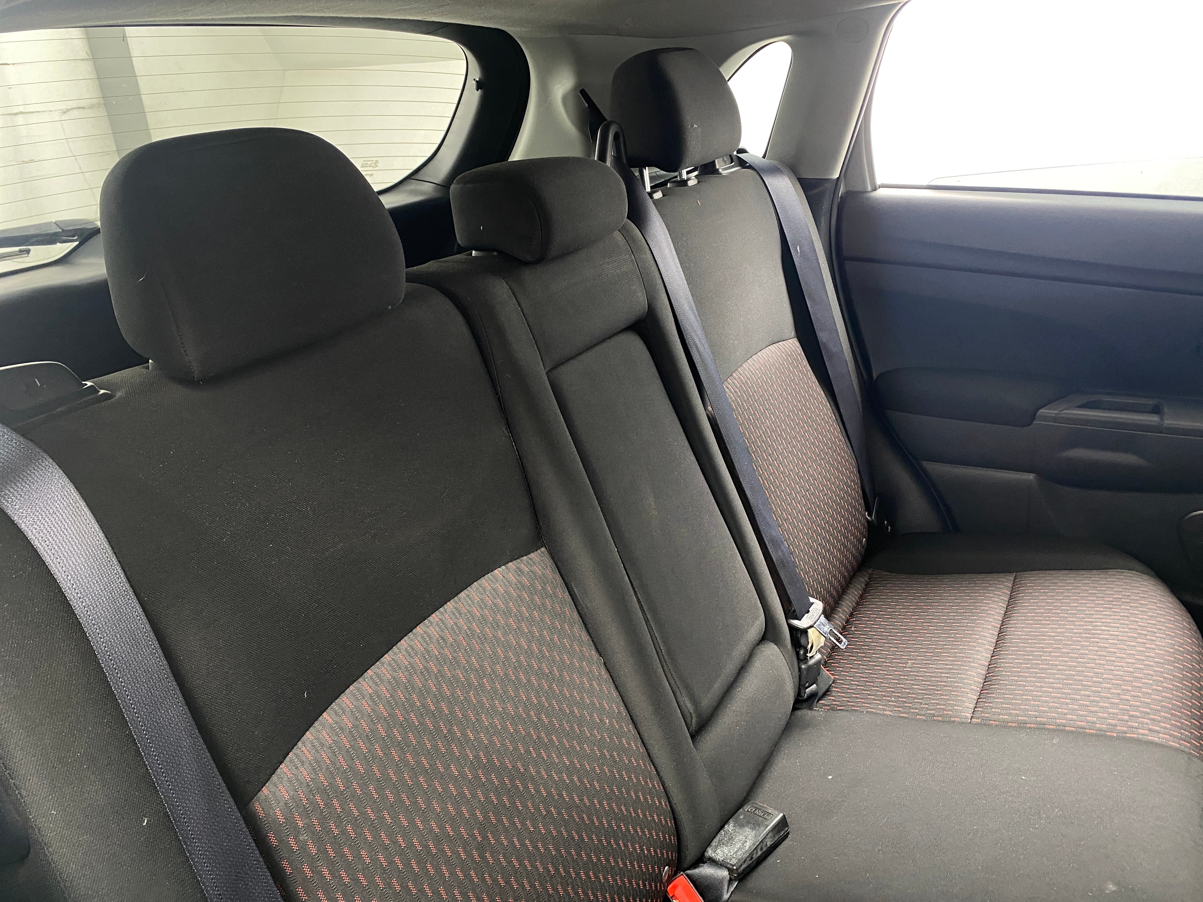 2019 Mitsubishi Outlander Sport LE 6