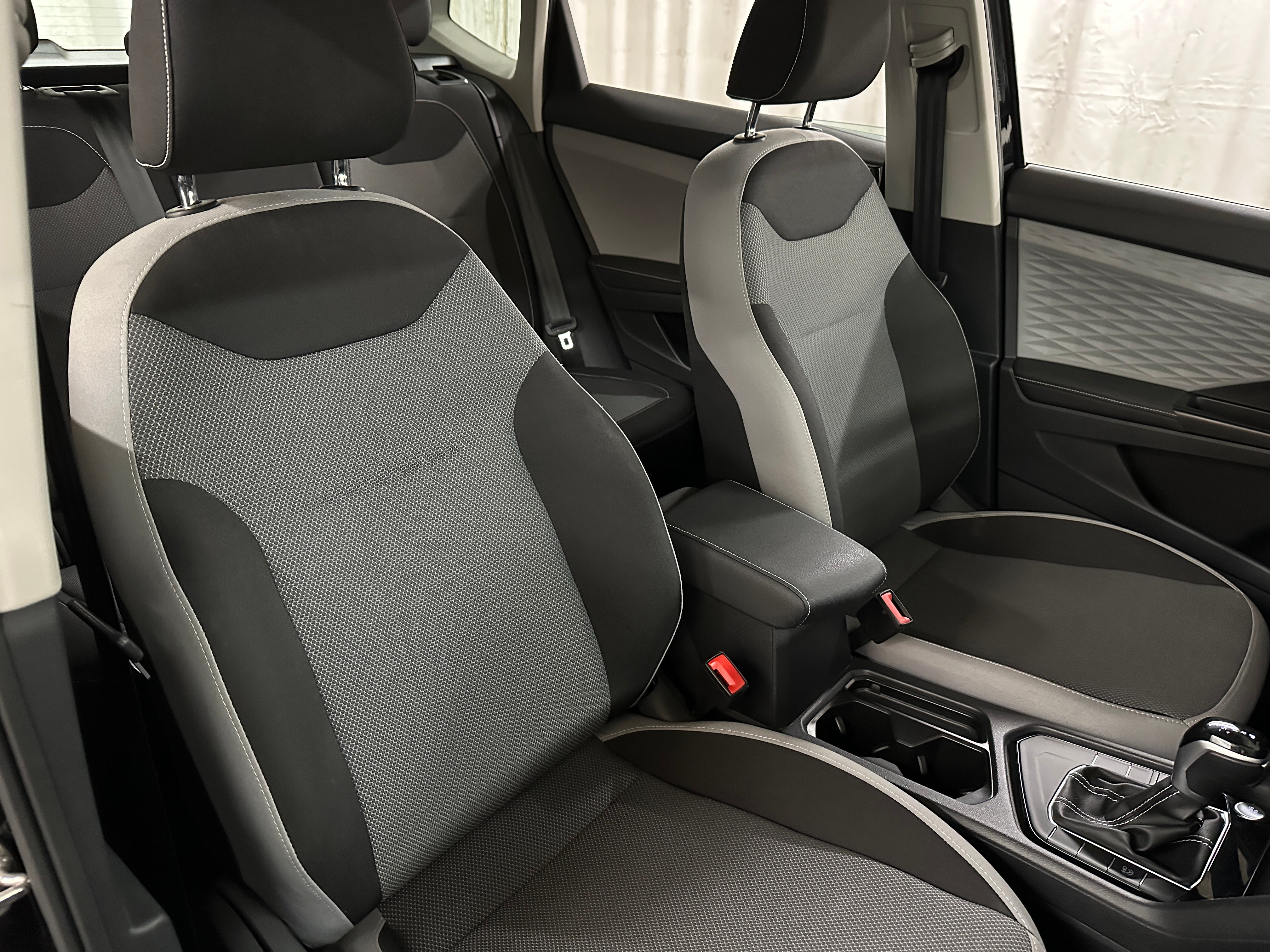 2024 Volkswagen Taos S 2