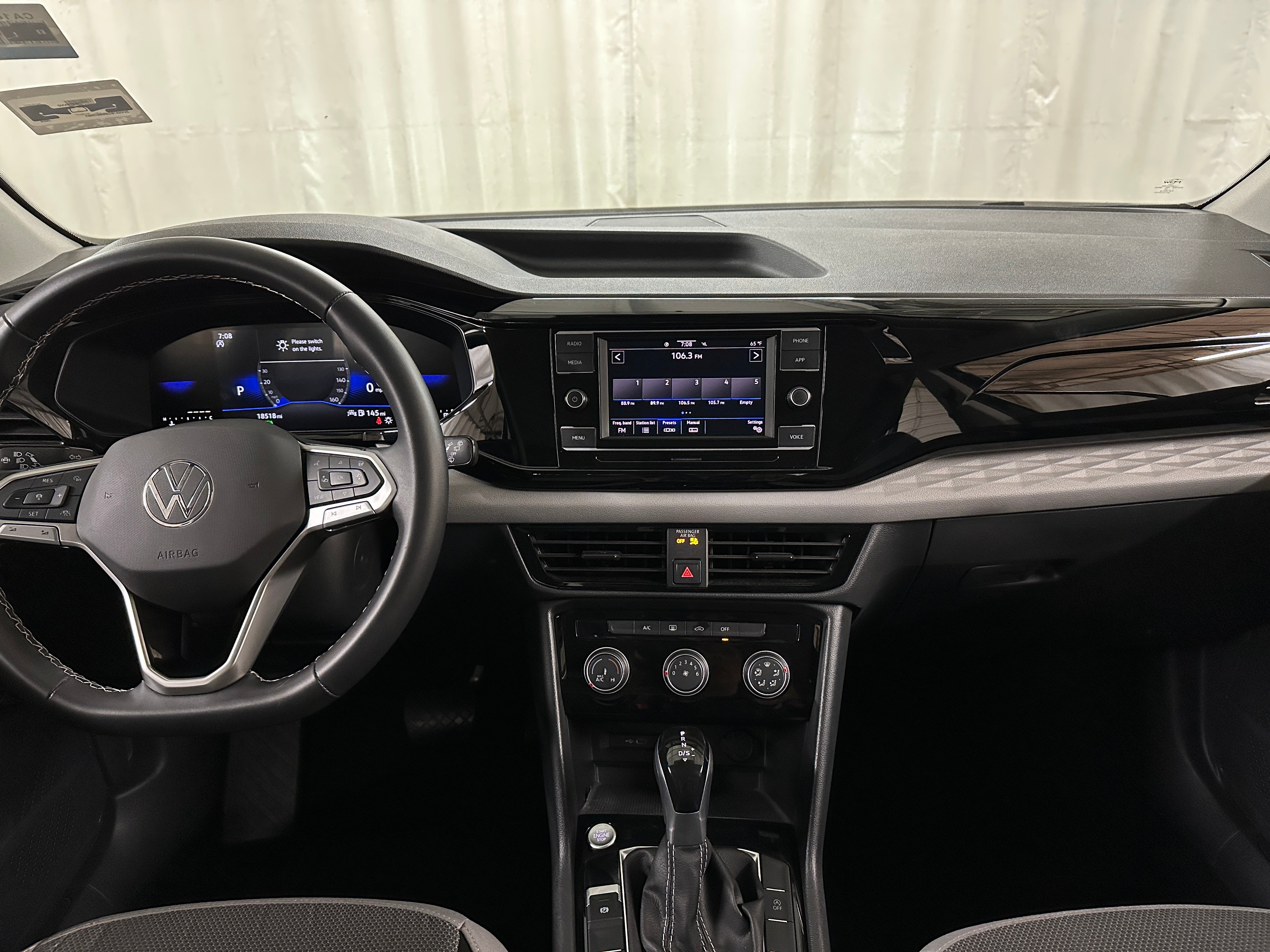 2024 Volkswagen Taos S 3