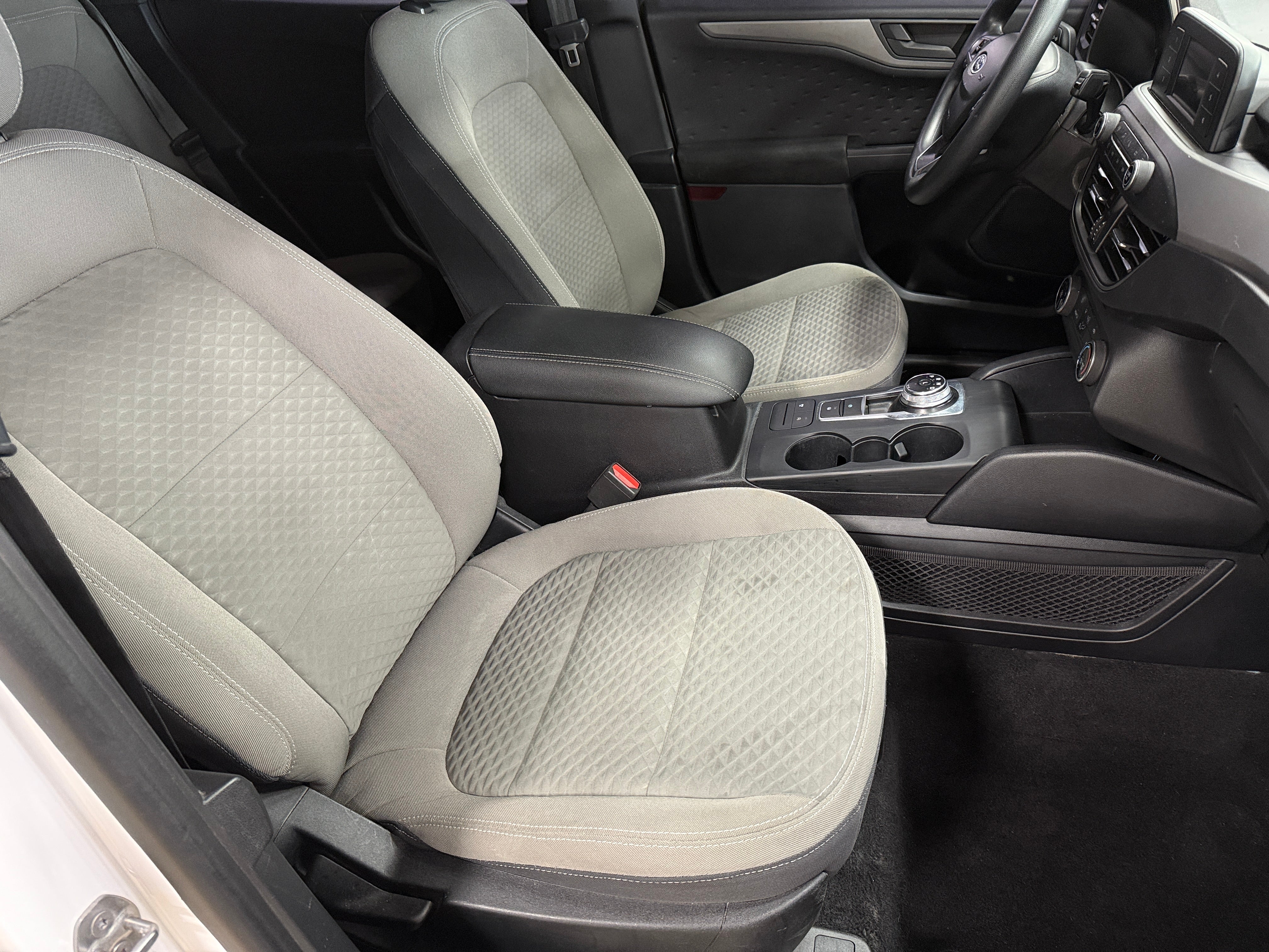 2020 Ford Escape S 2