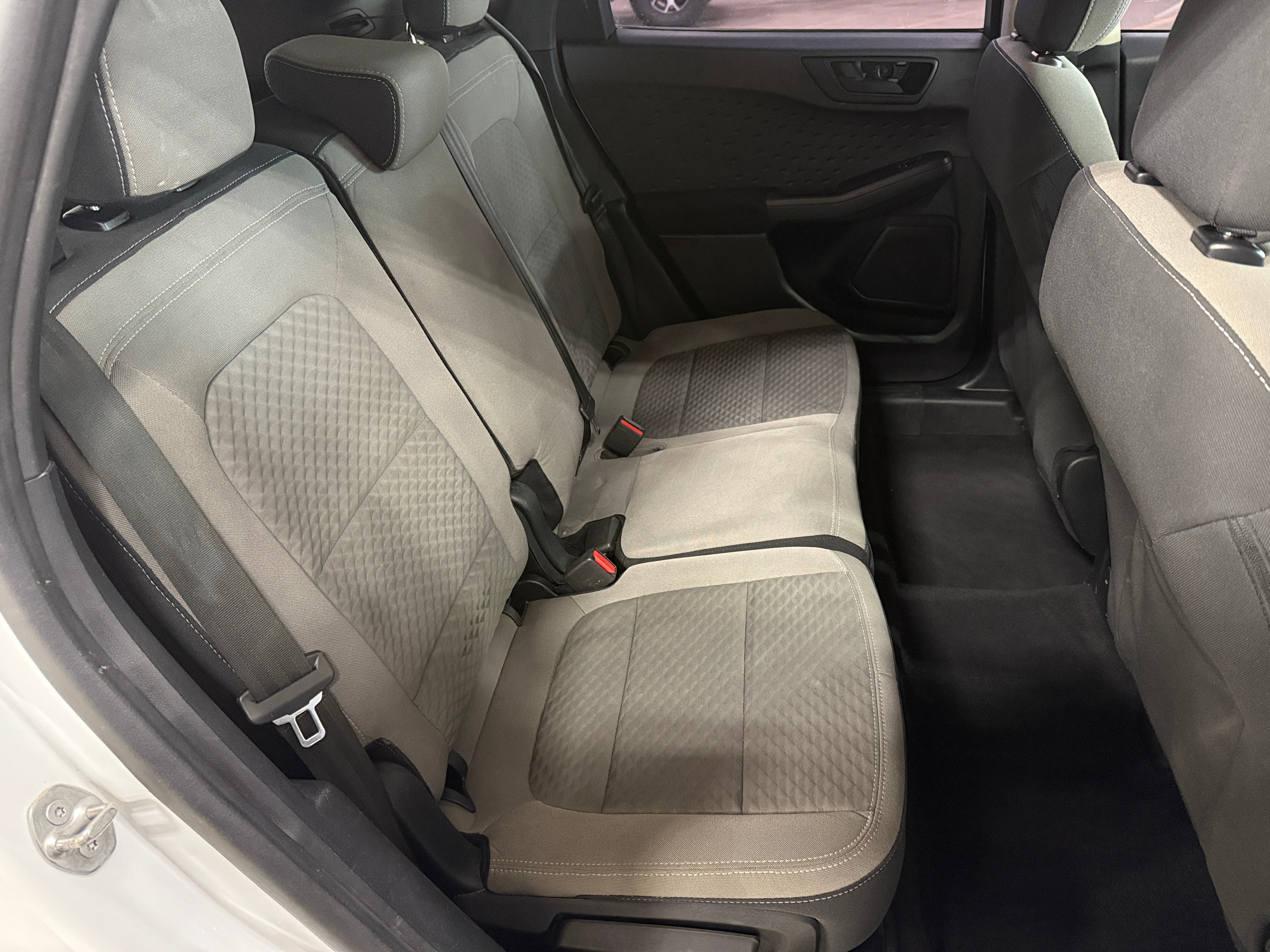 2020 Ford Escape S 6