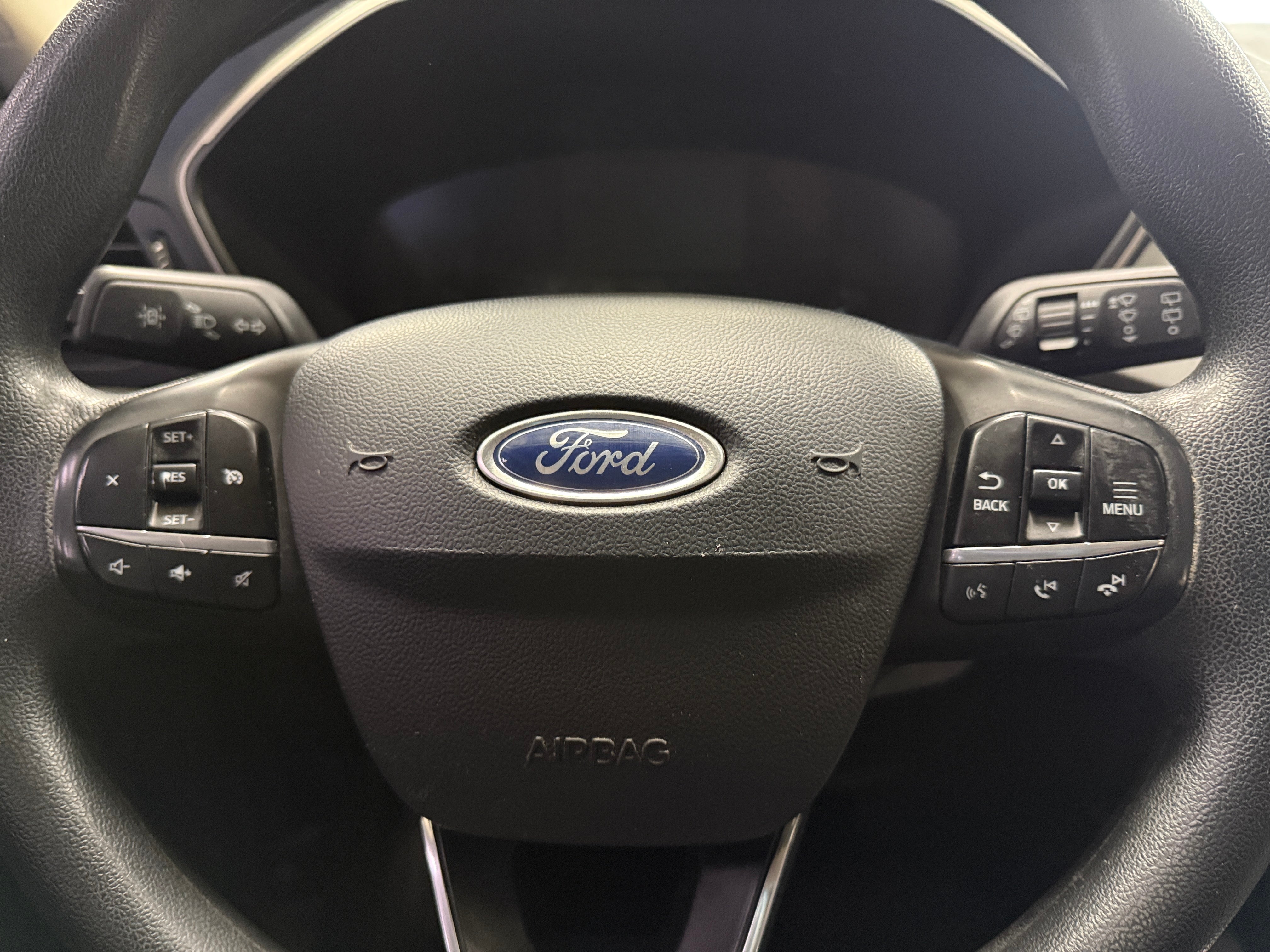 2020 Ford Escape S 5