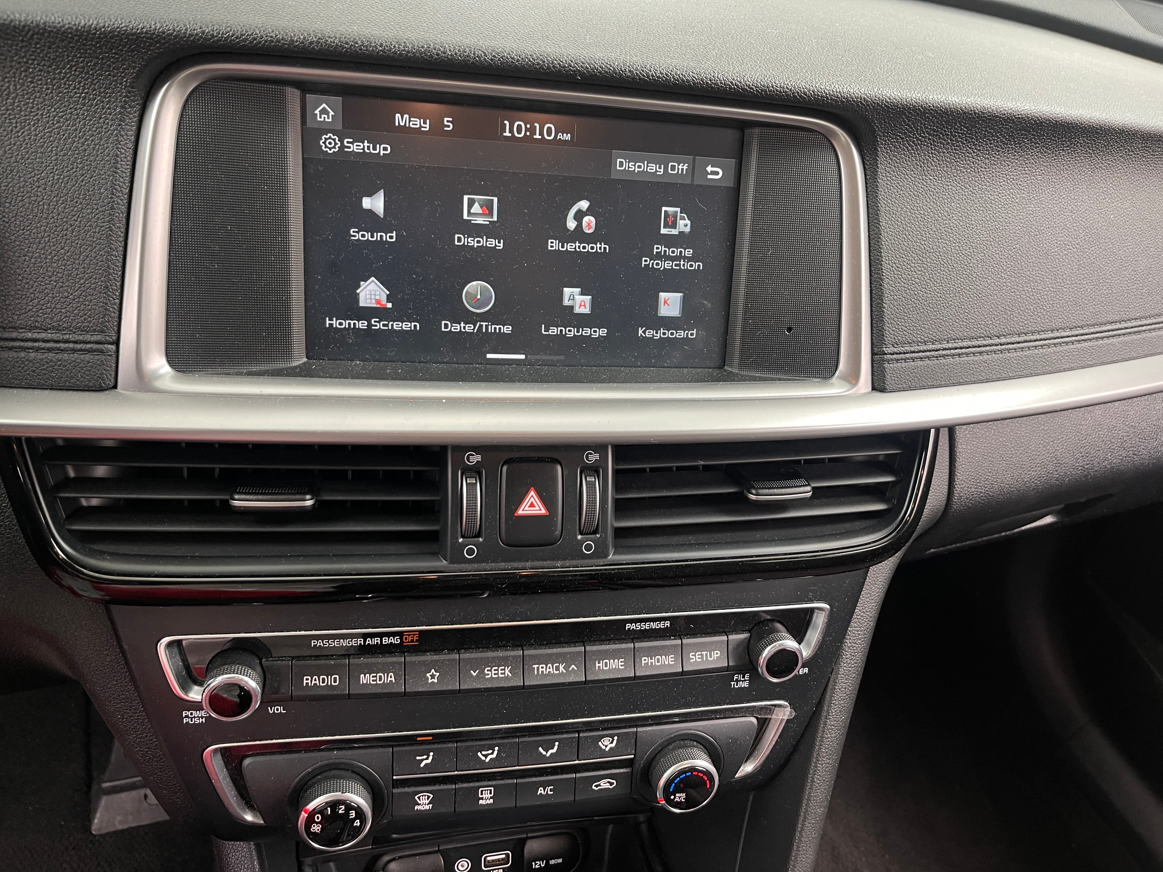2019 Kia Optima LX 4