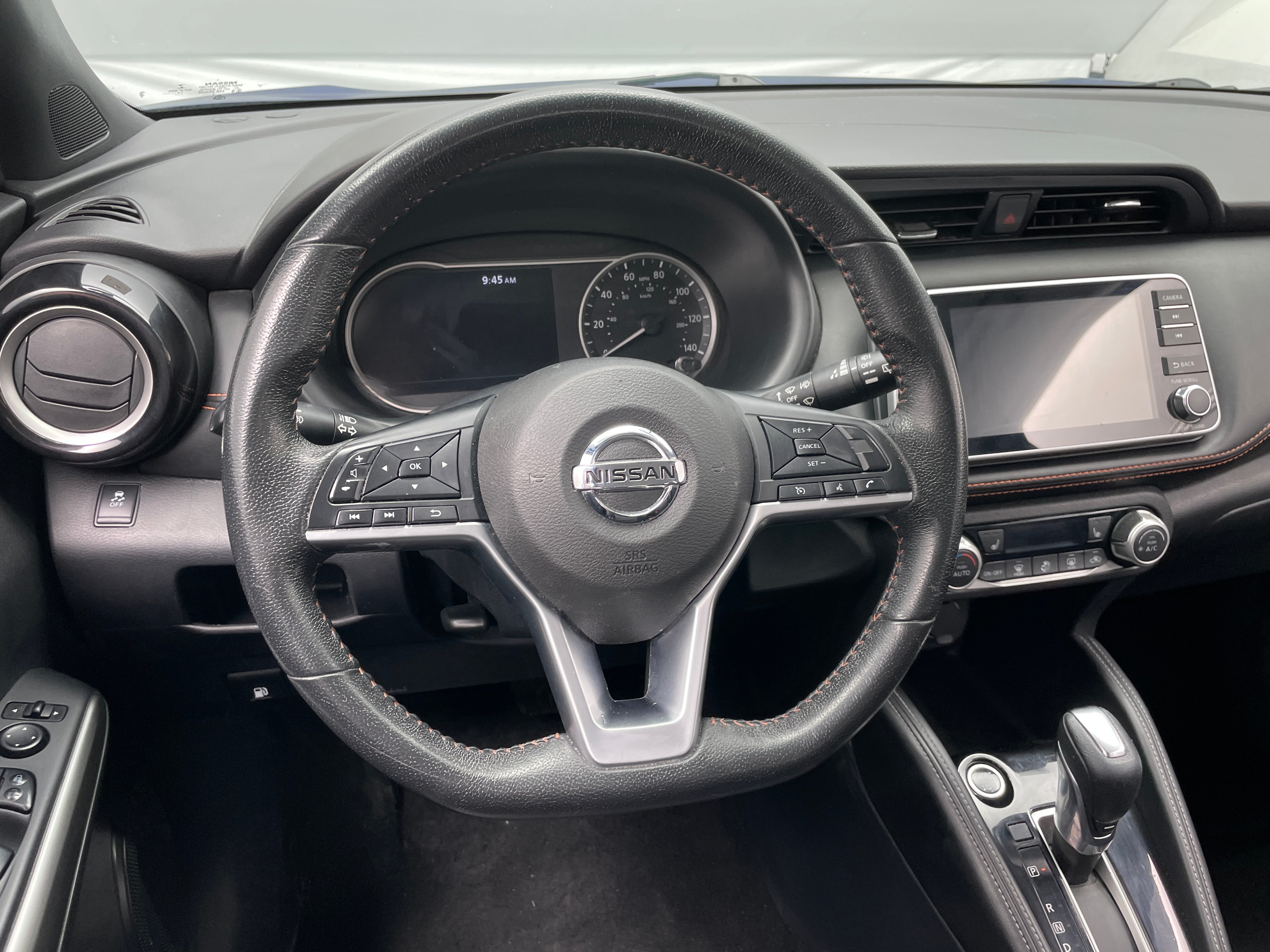 2019 Nissan Kicks SR 5