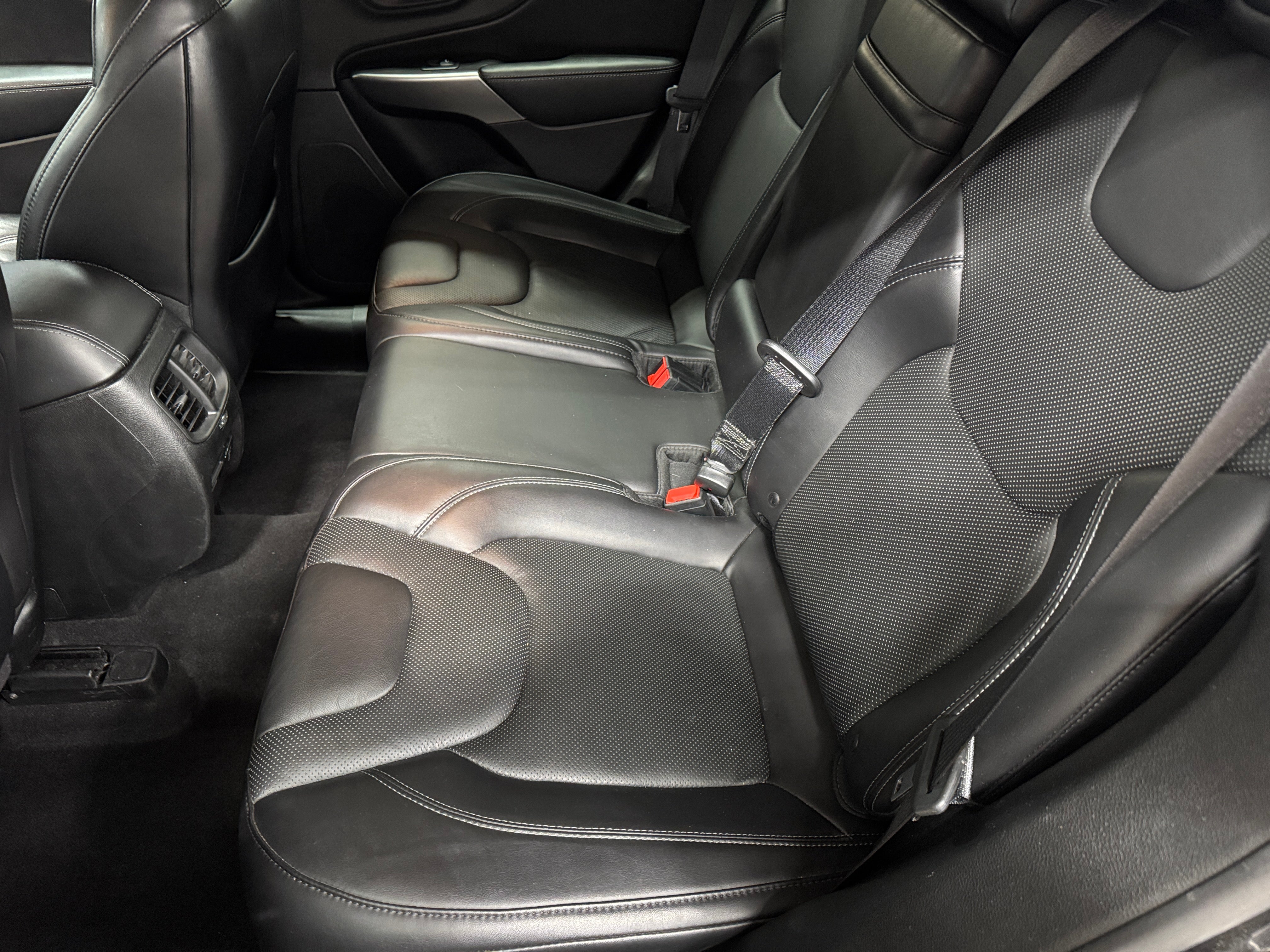 2019 Jeep Cherokee Limited Edition 5