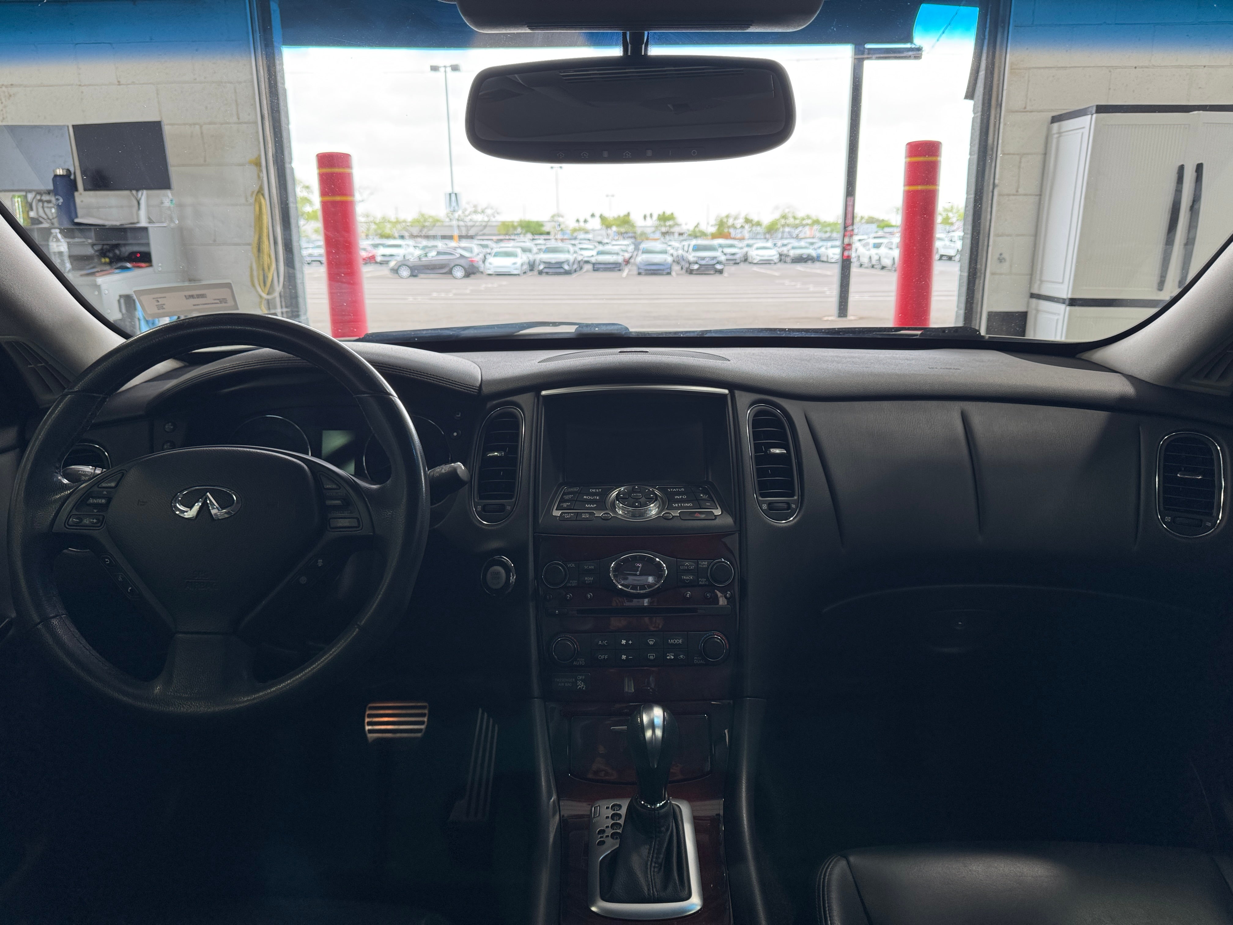 2016 INFINITI QX50 Base 2