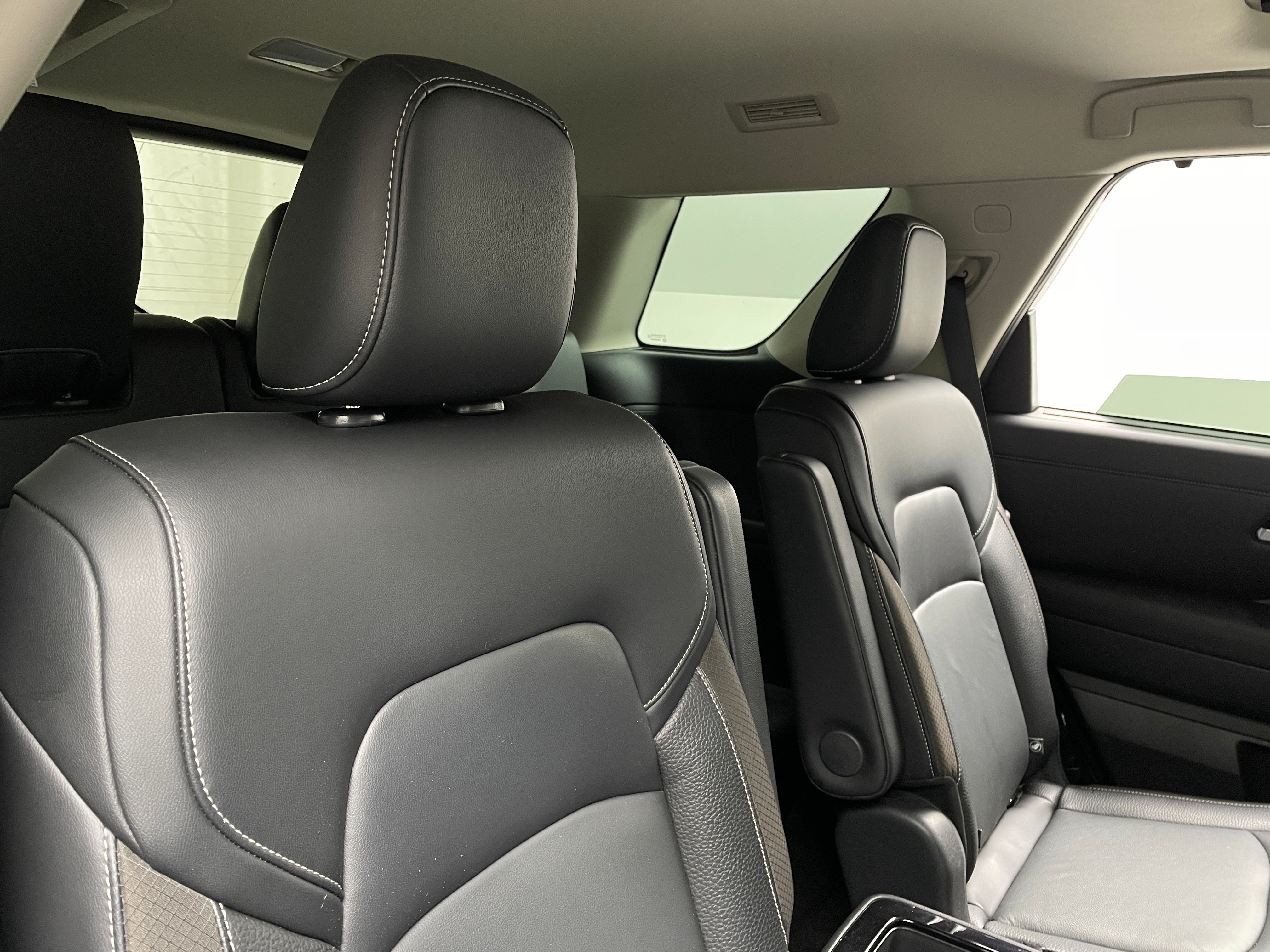 2022 Nissan Pathfinder SL 5