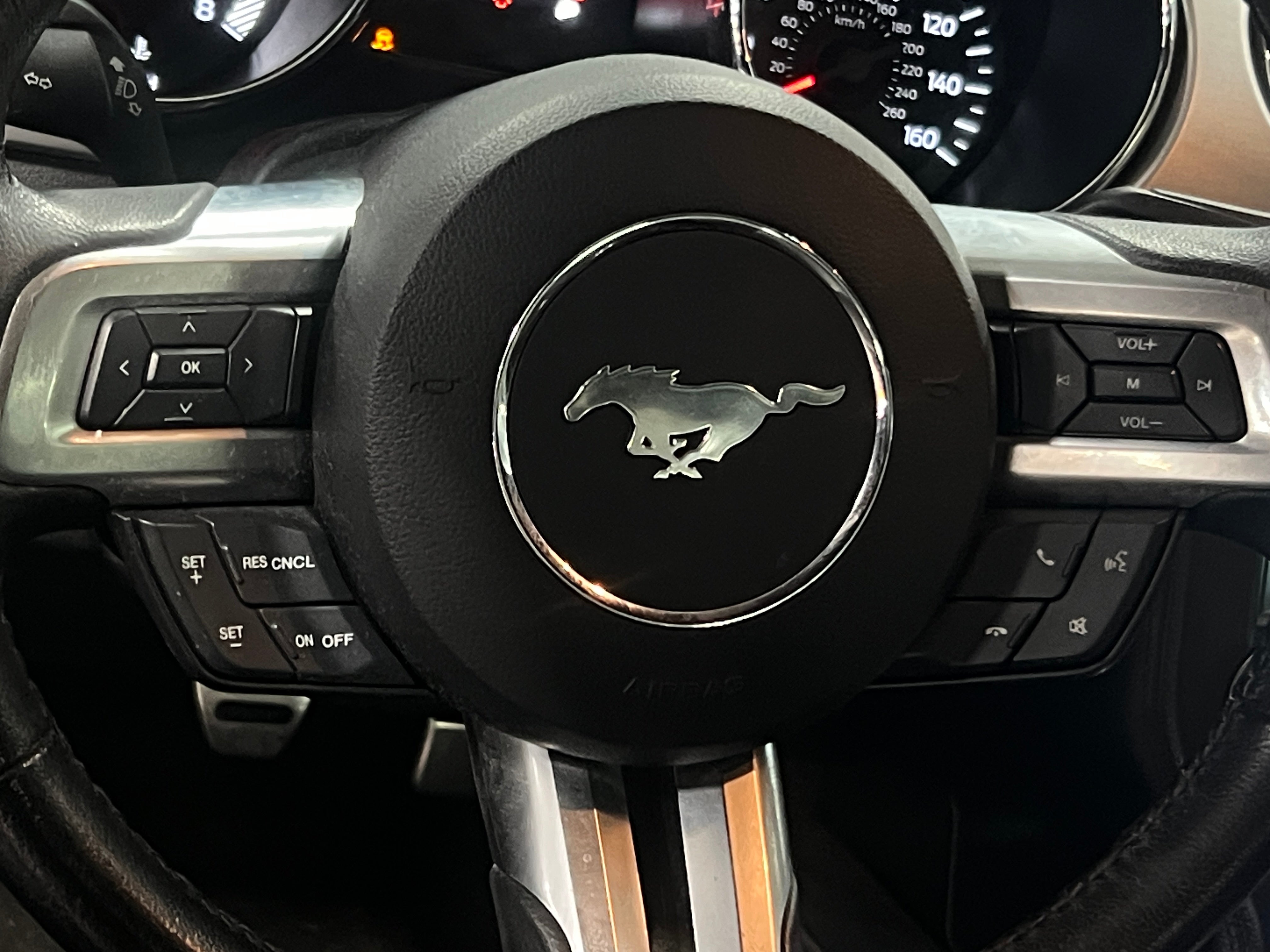 2016 Ford Mustang  4