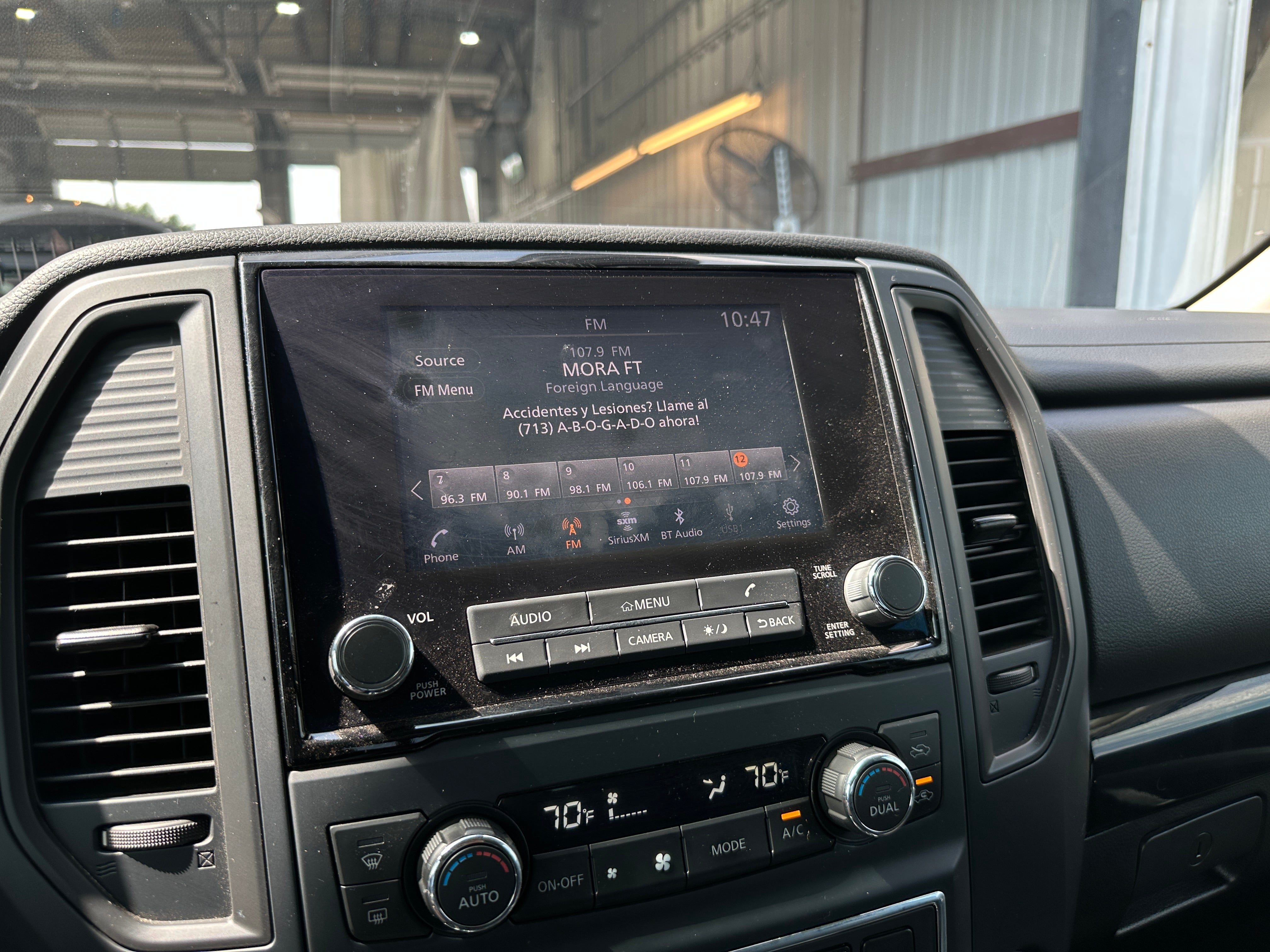 2024 Nissan Titan SV 4