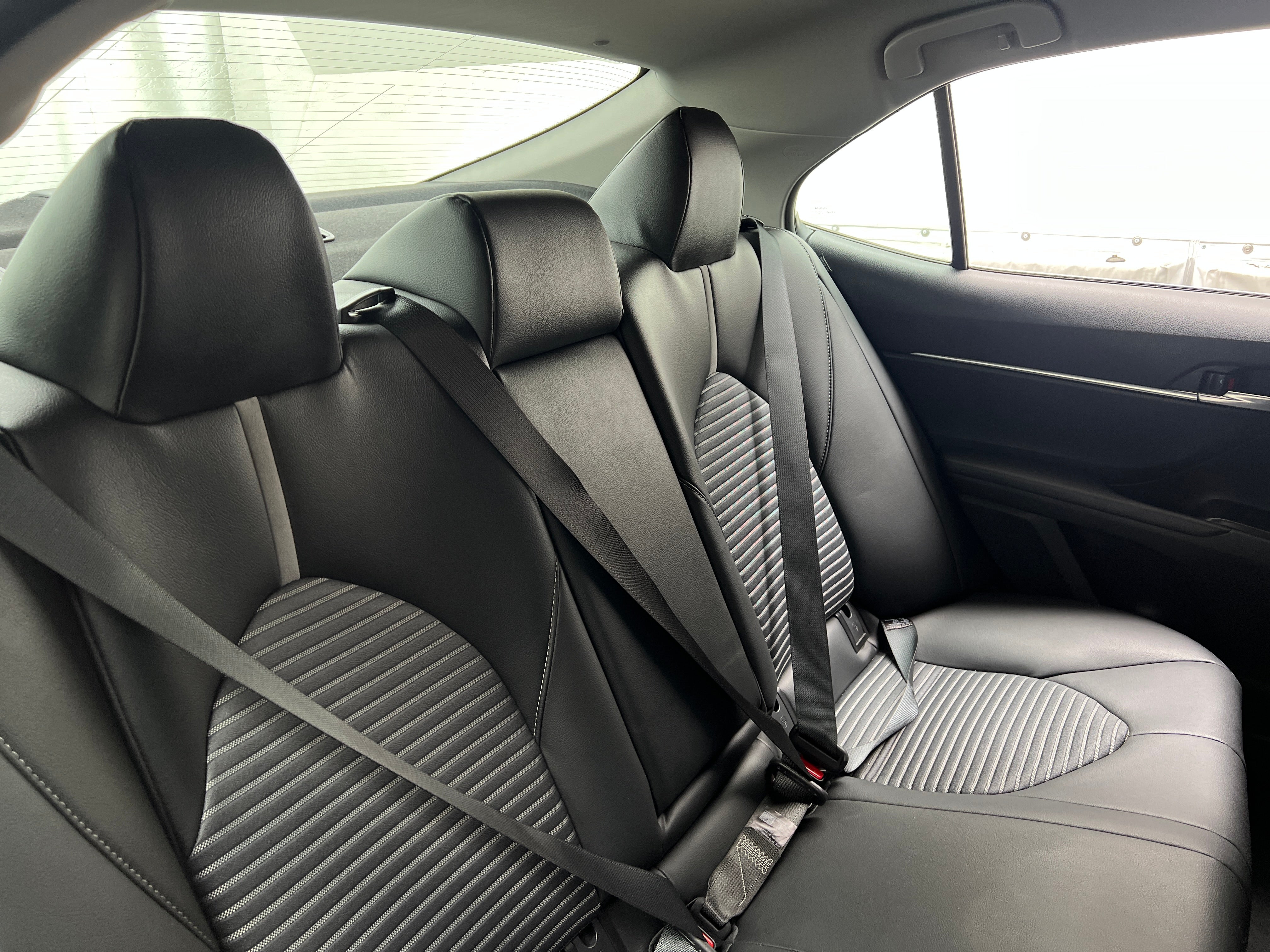 2018 Toyota Camry SE 6