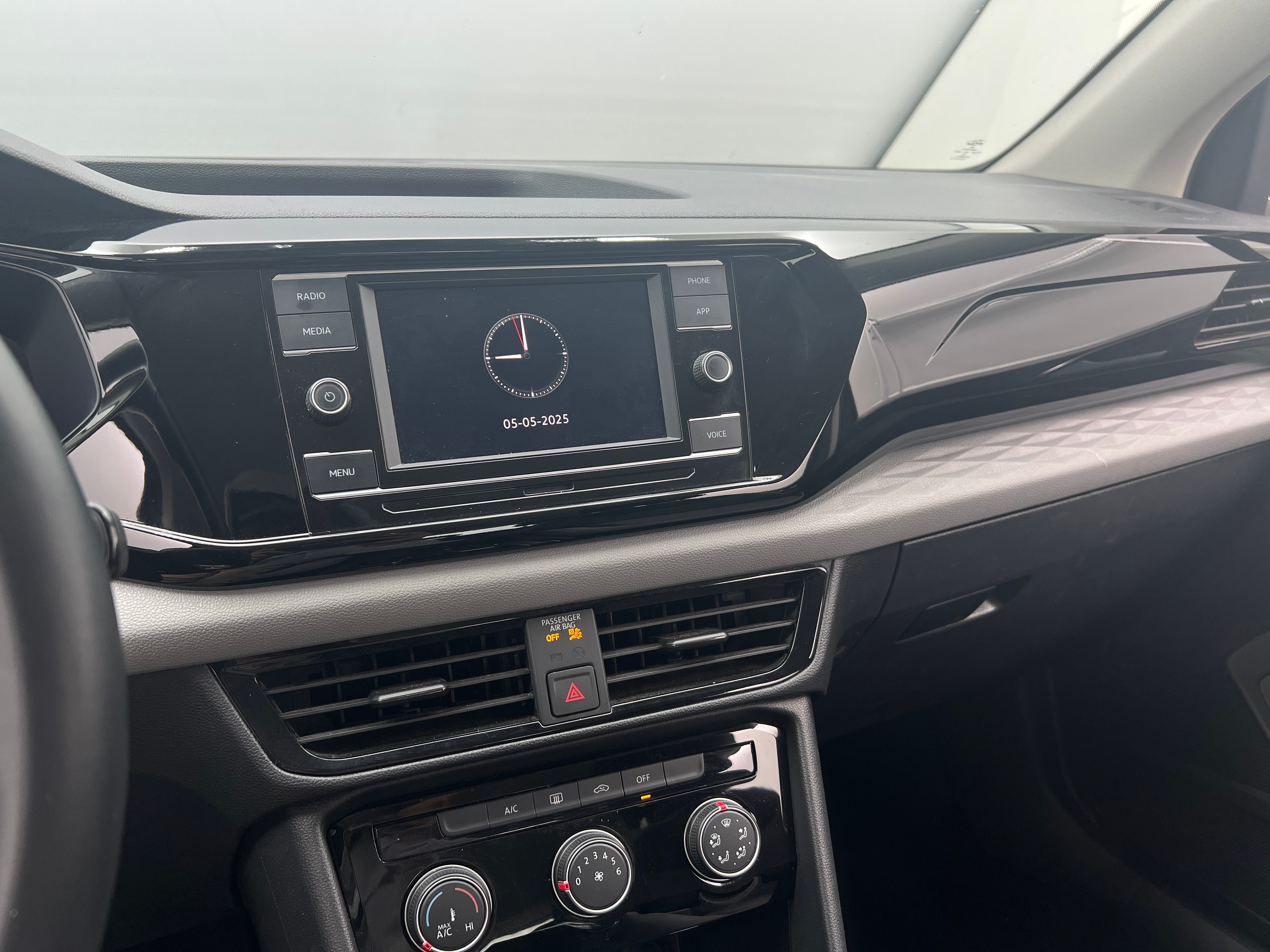 2024 Volkswagen Taos S 4