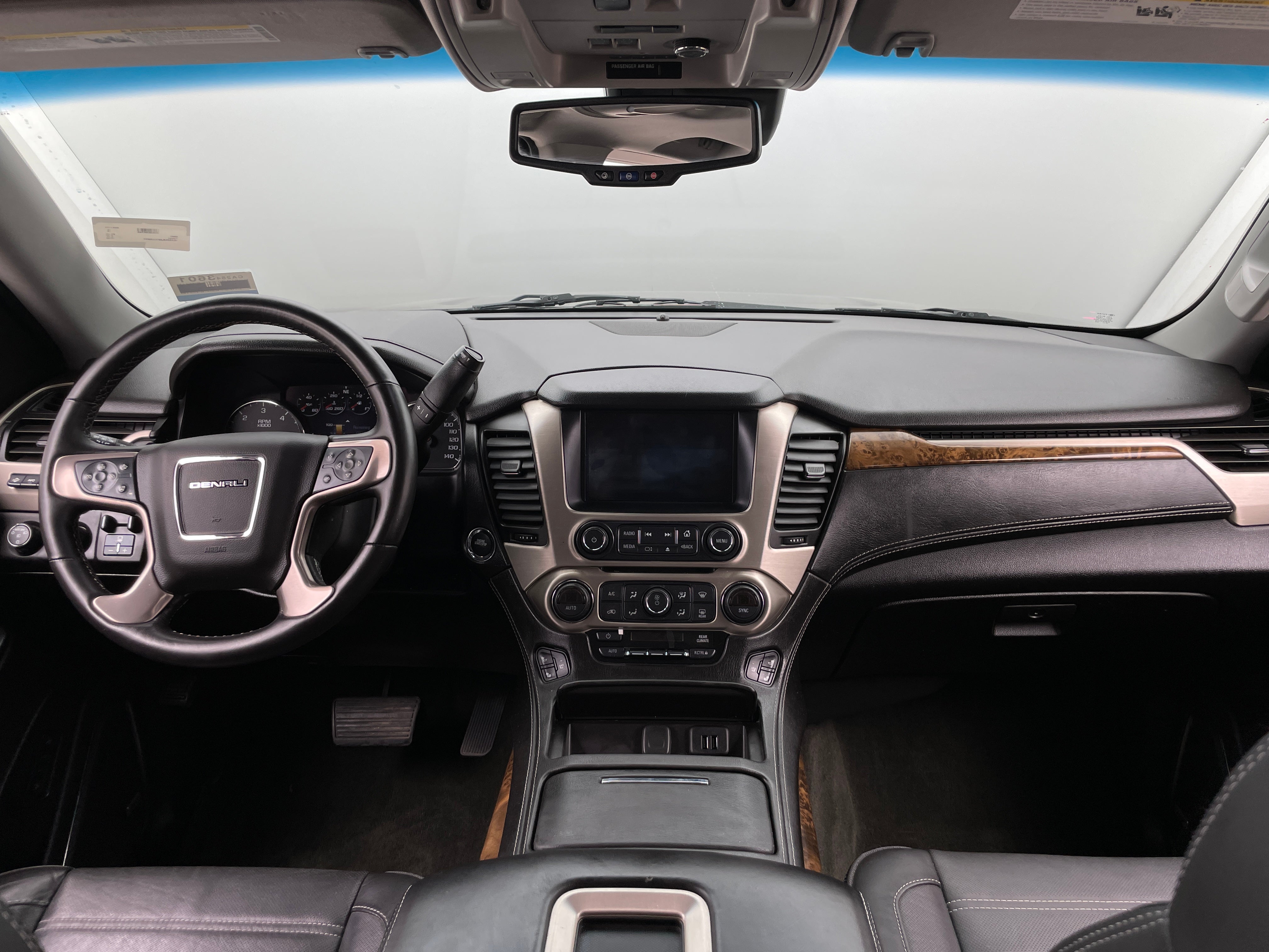 2015 GMC Yukon Denali 2