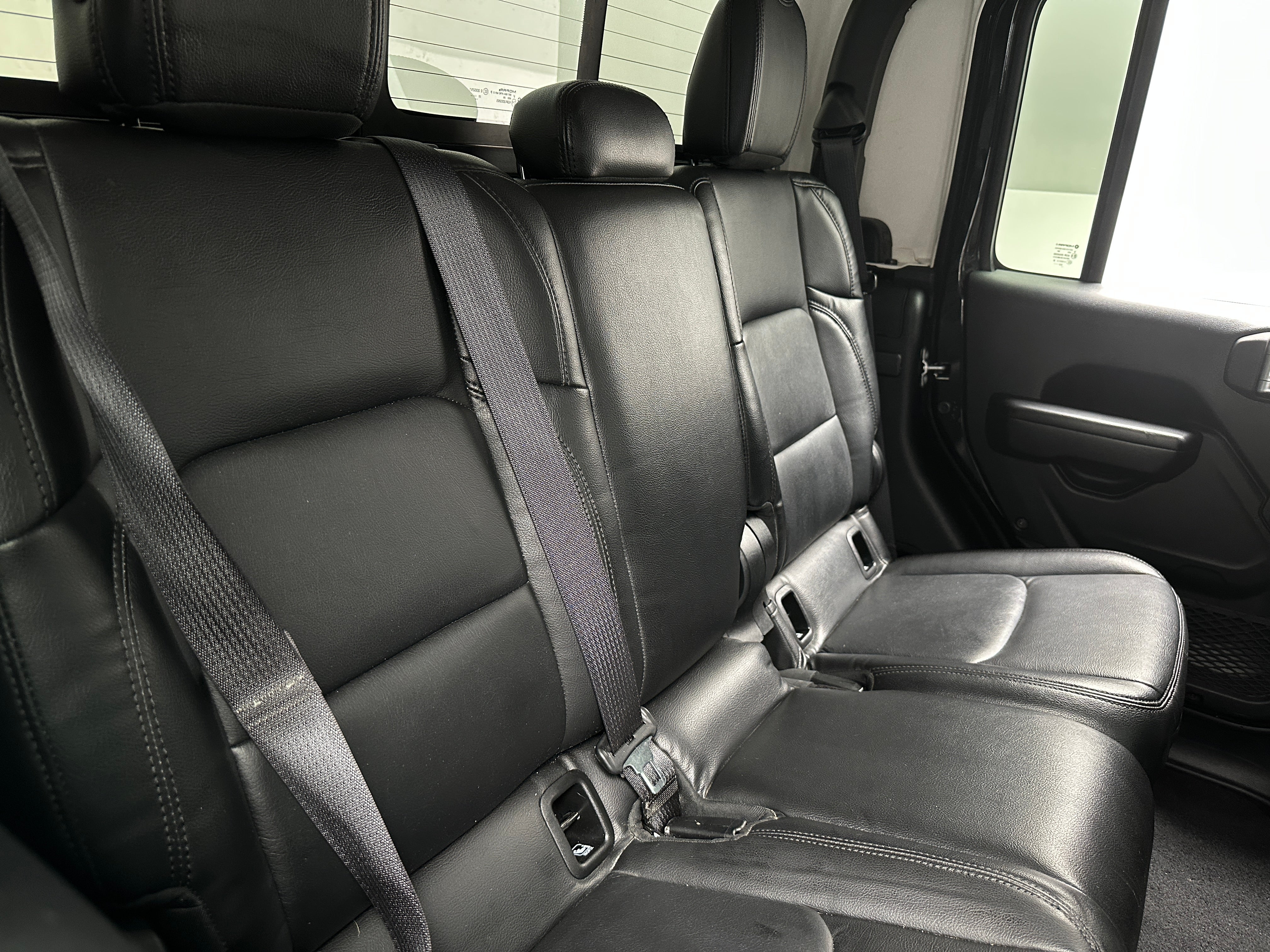 2021 Jeep Gladiator Sport 5