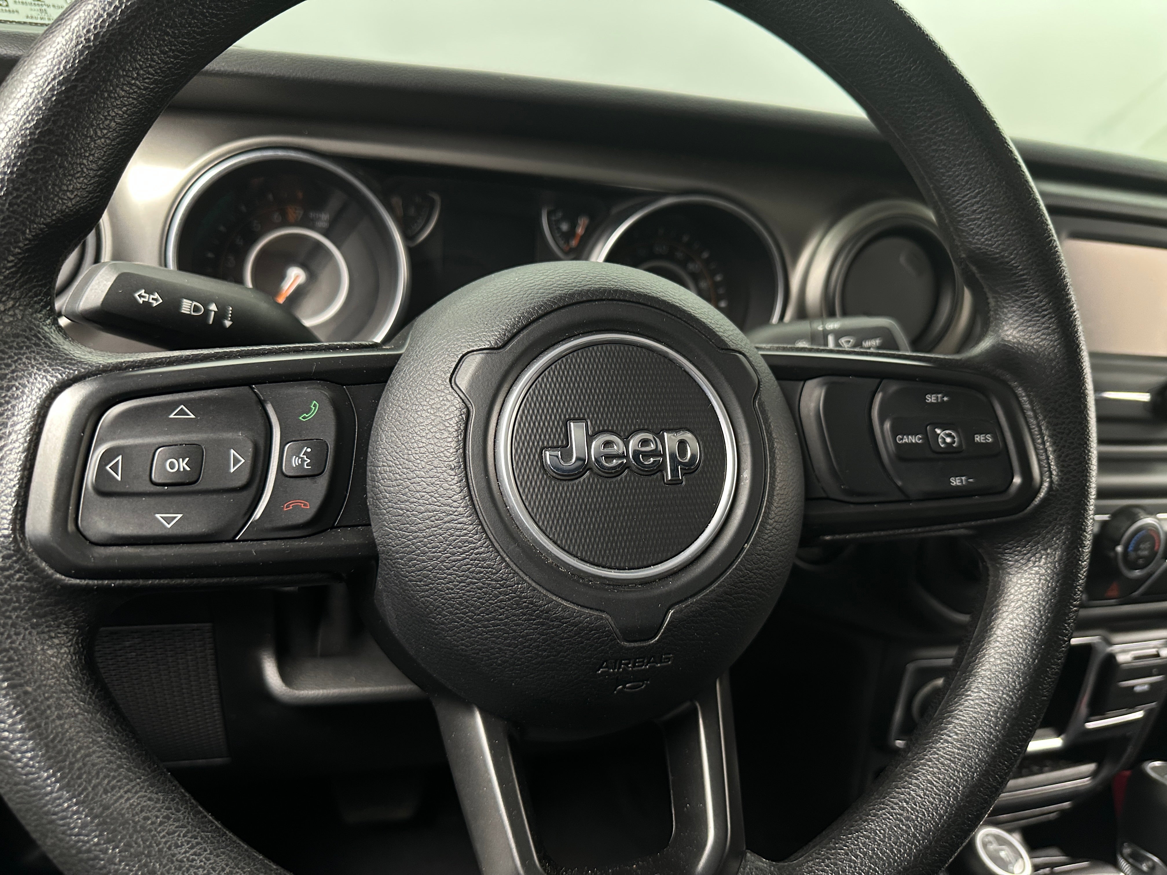 2021 Jeep Gladiator Sport 4