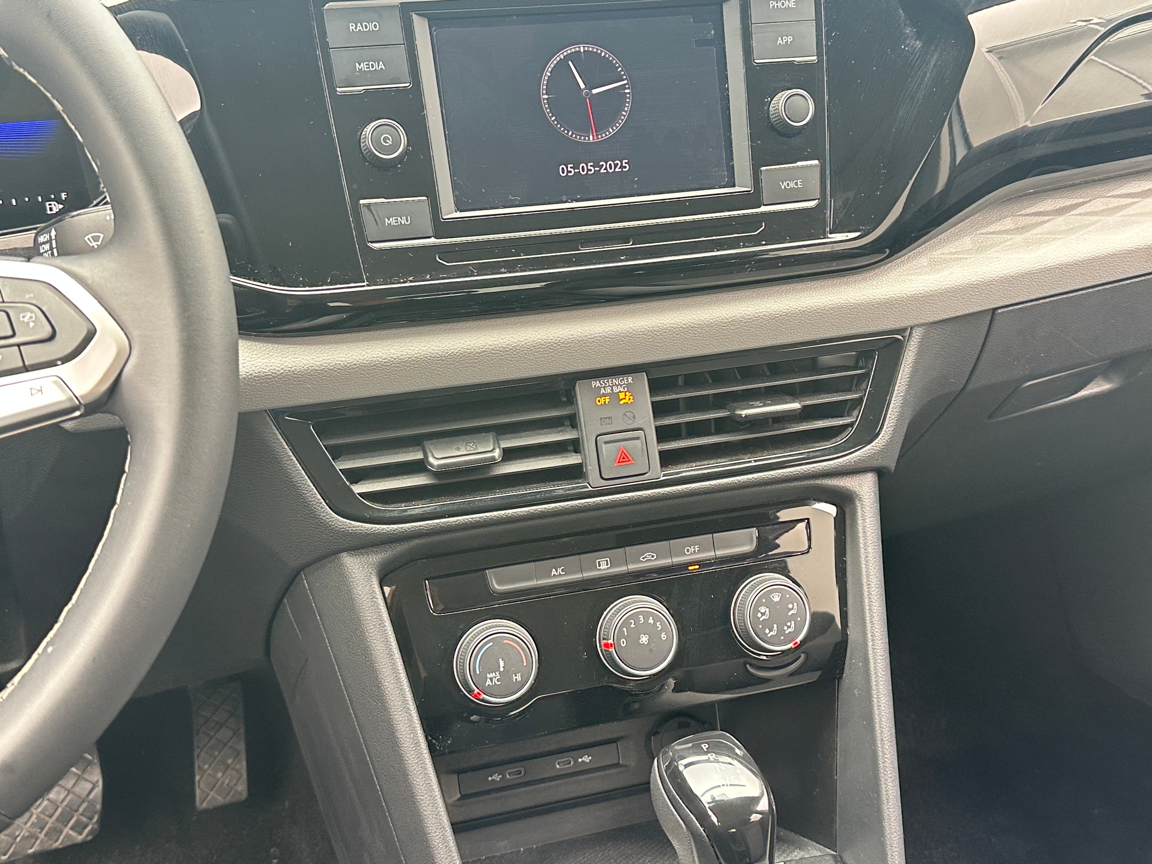 2023 Volkswagen Taos S 4