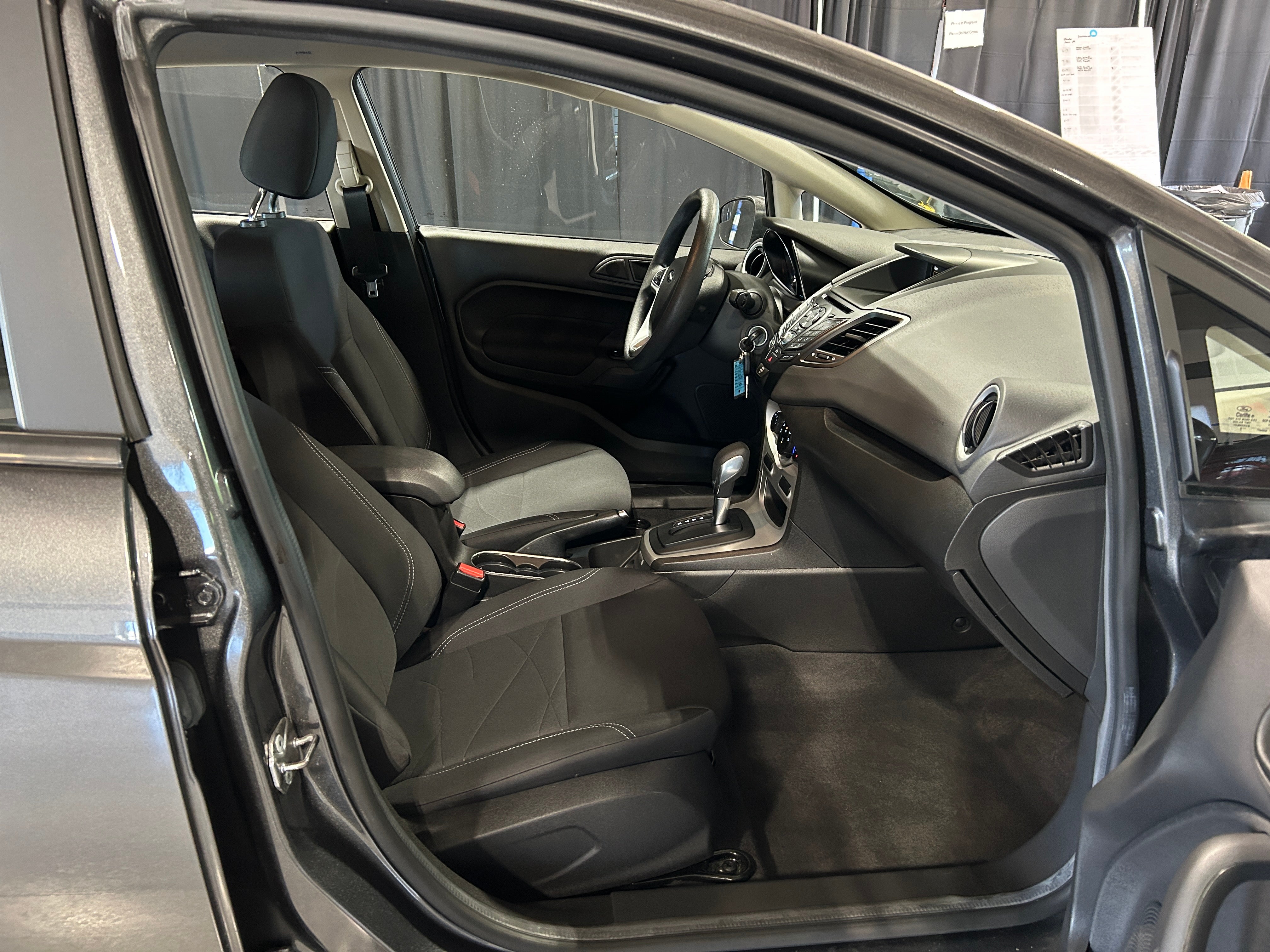 2019 Ford Fiesta SE 2