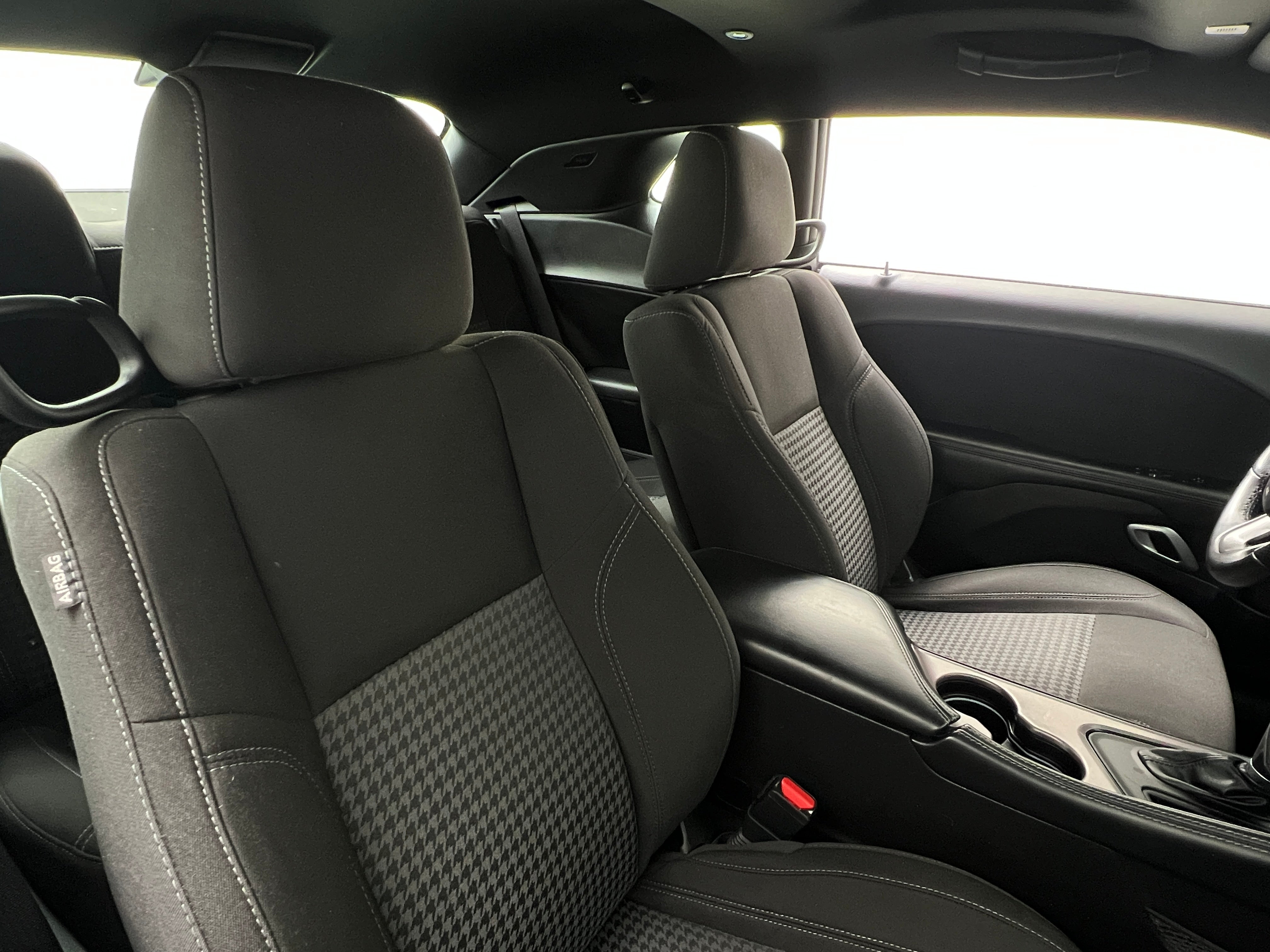 2023 Dodge Challenger SXT 2
