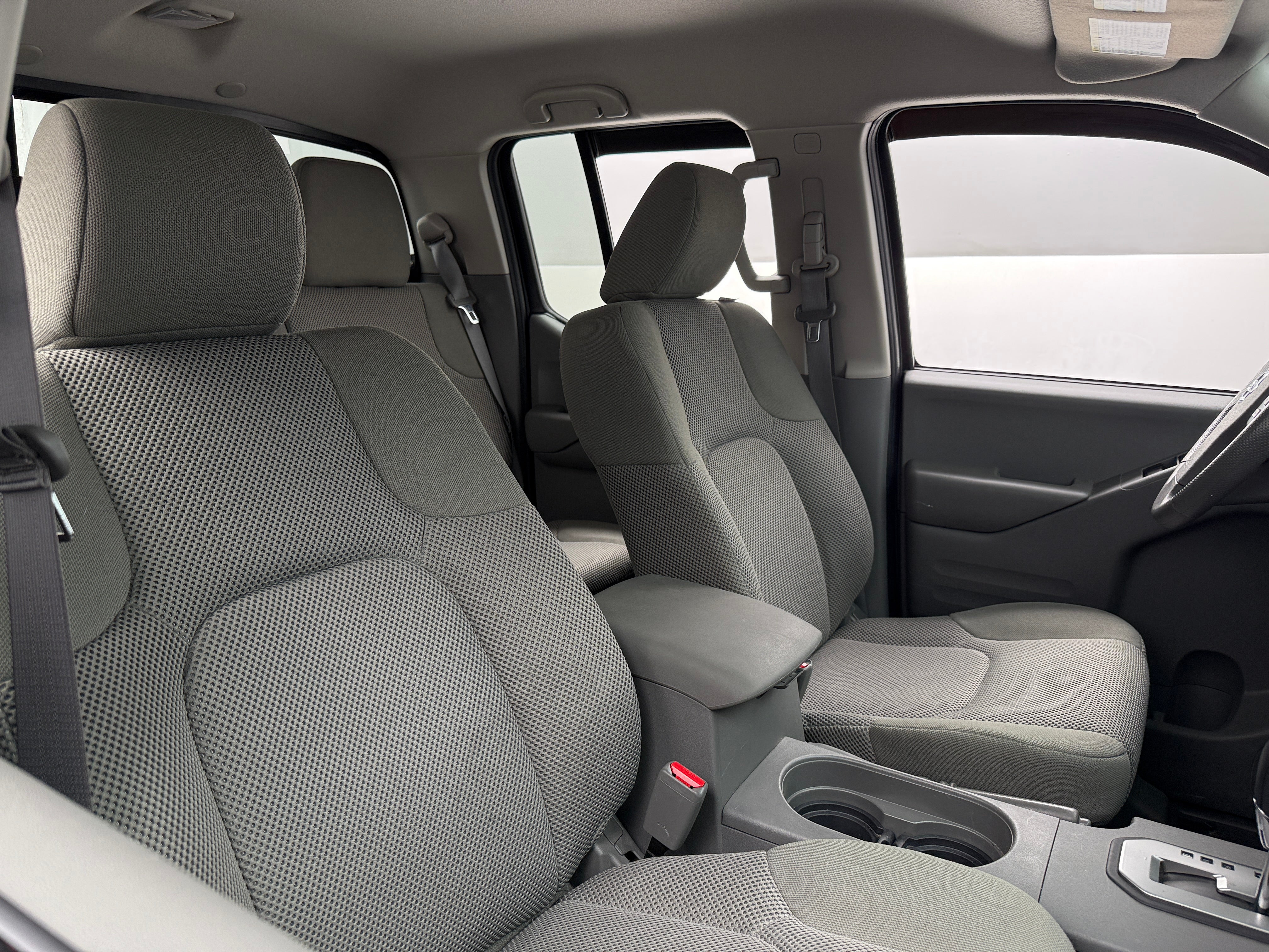 2021 Nissan Frontier SV 2