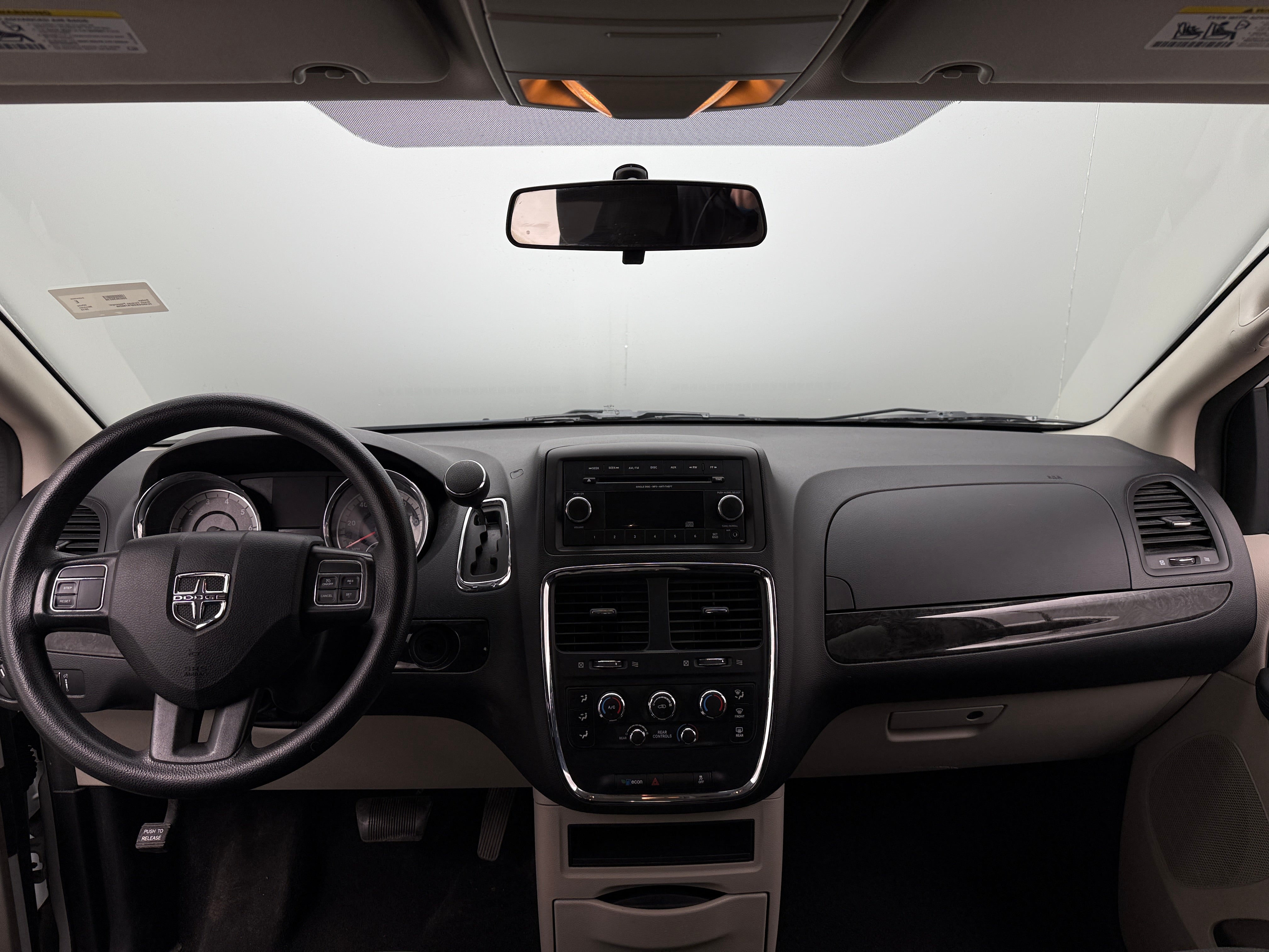 2015 Dodge Grand Caravan SE 3