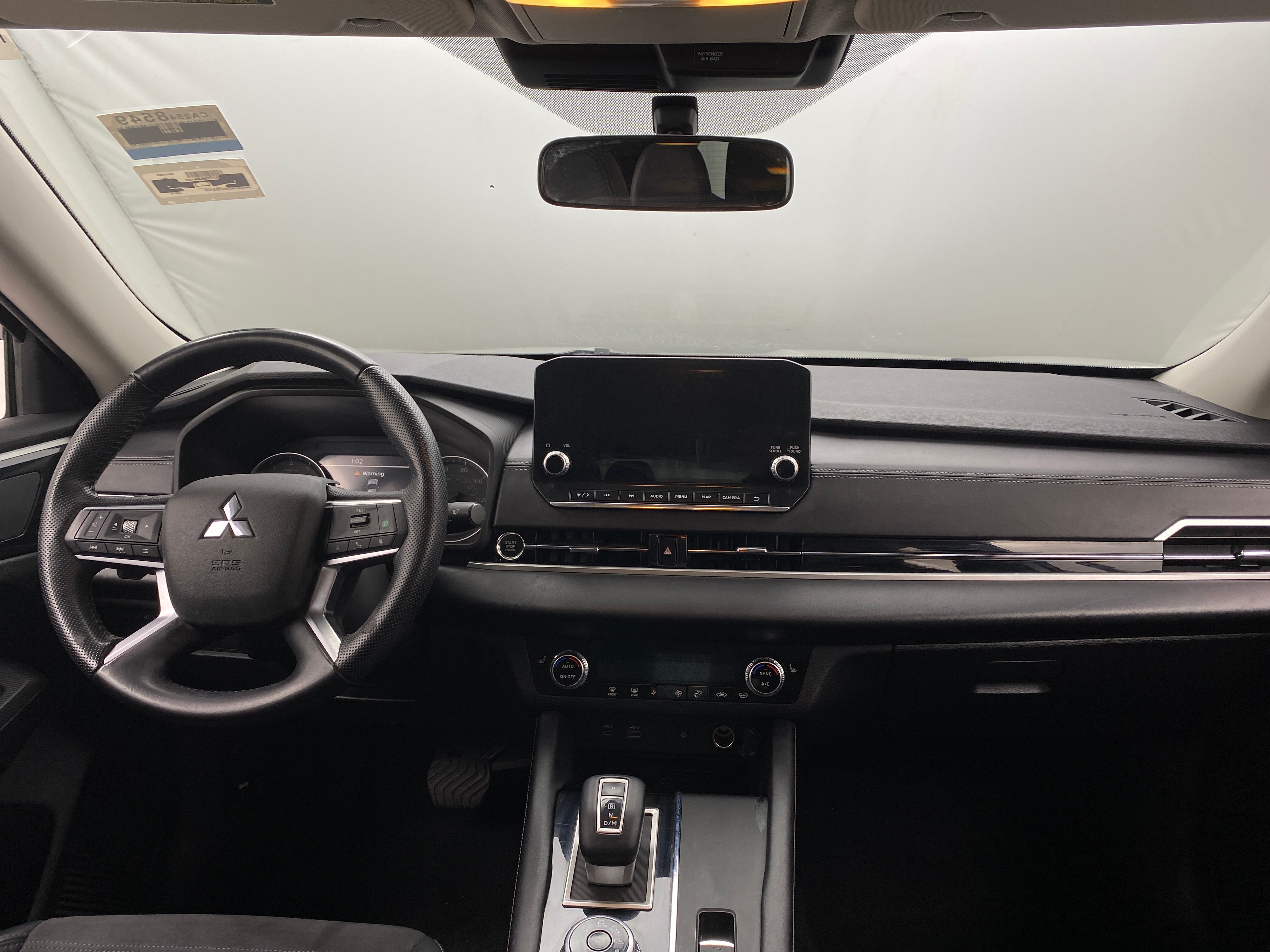 2022 Mitsubishi Outlander SE 2