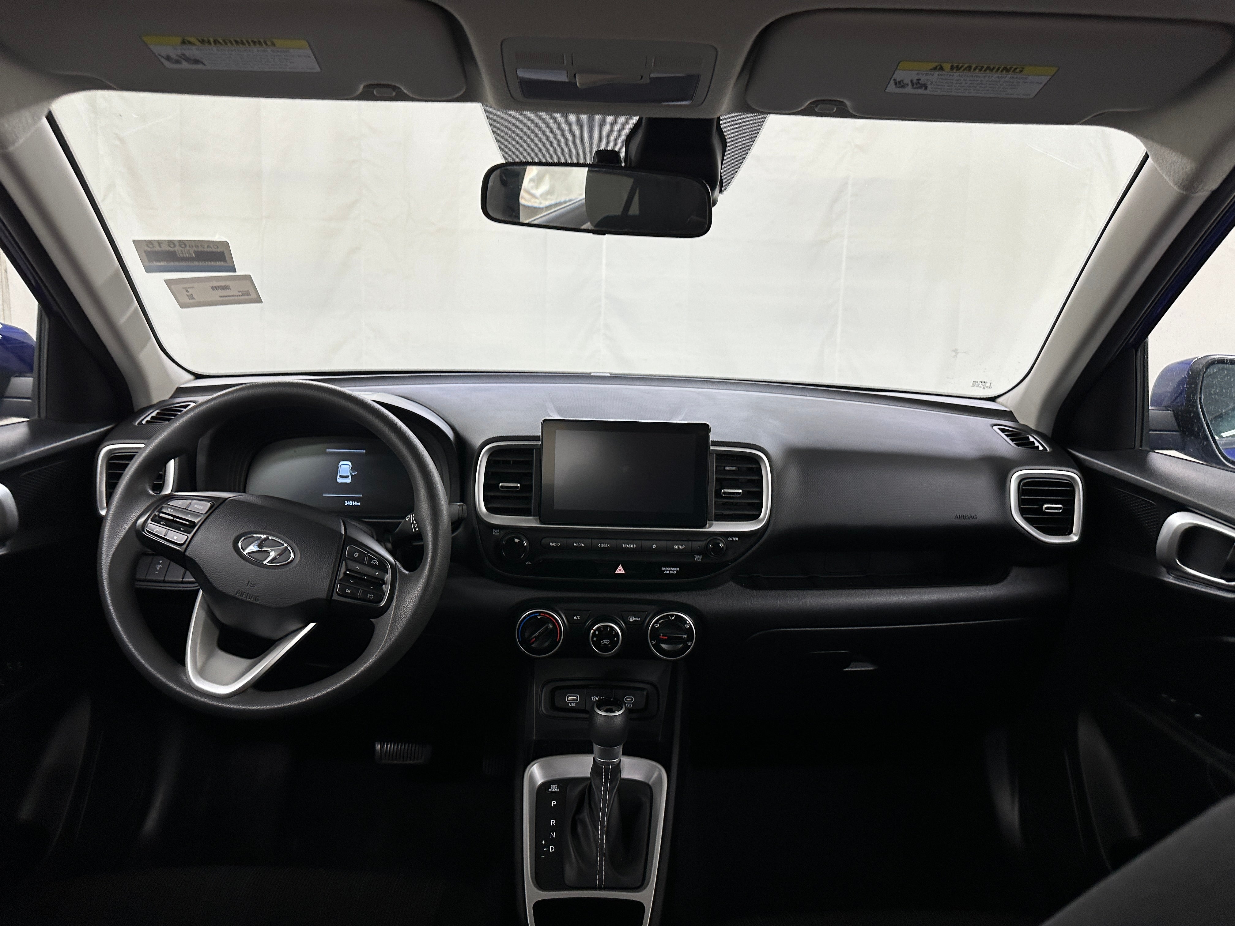 2024 Hyundai Venue SE 3