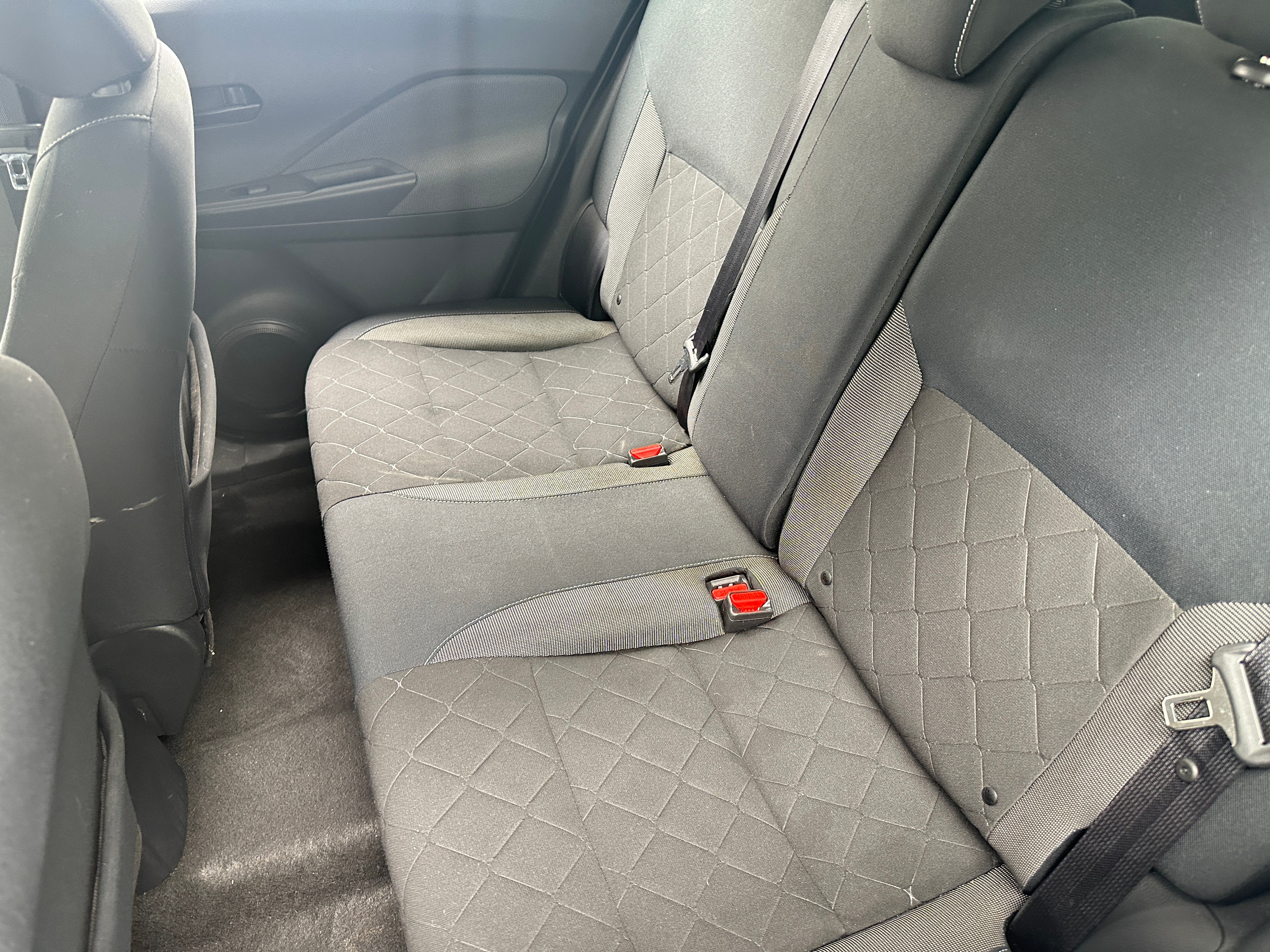 2019 Nissan Kicks S 6