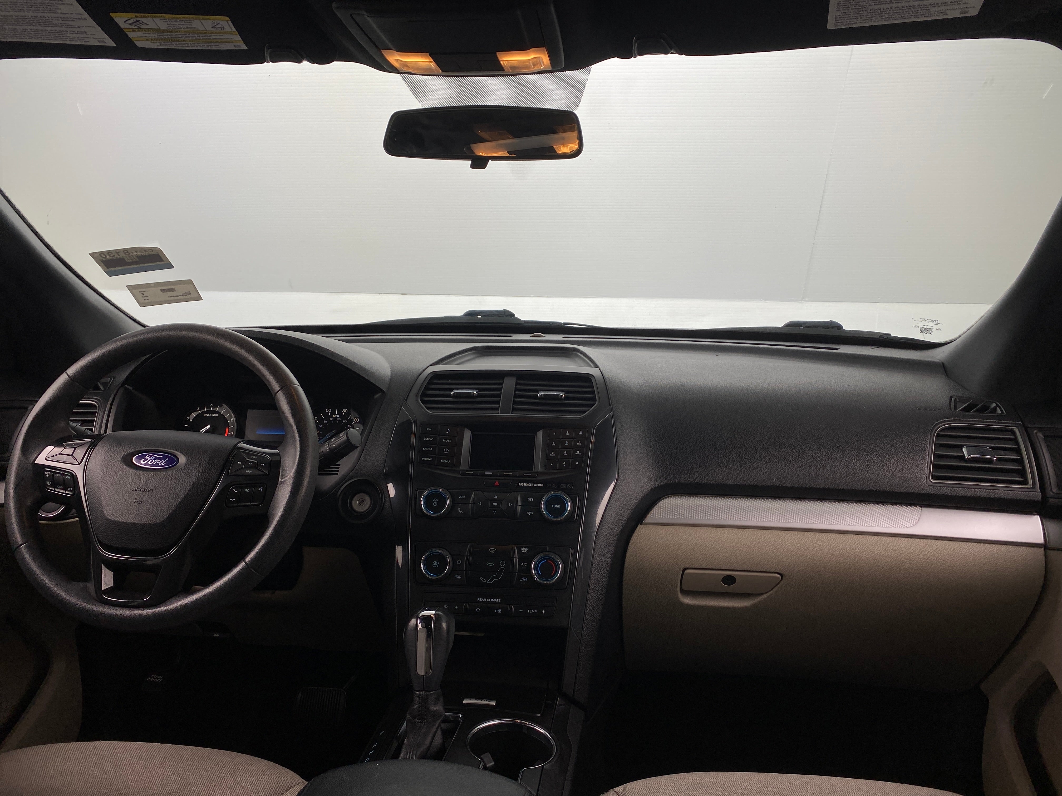 2018 Ford Explorer Base 3