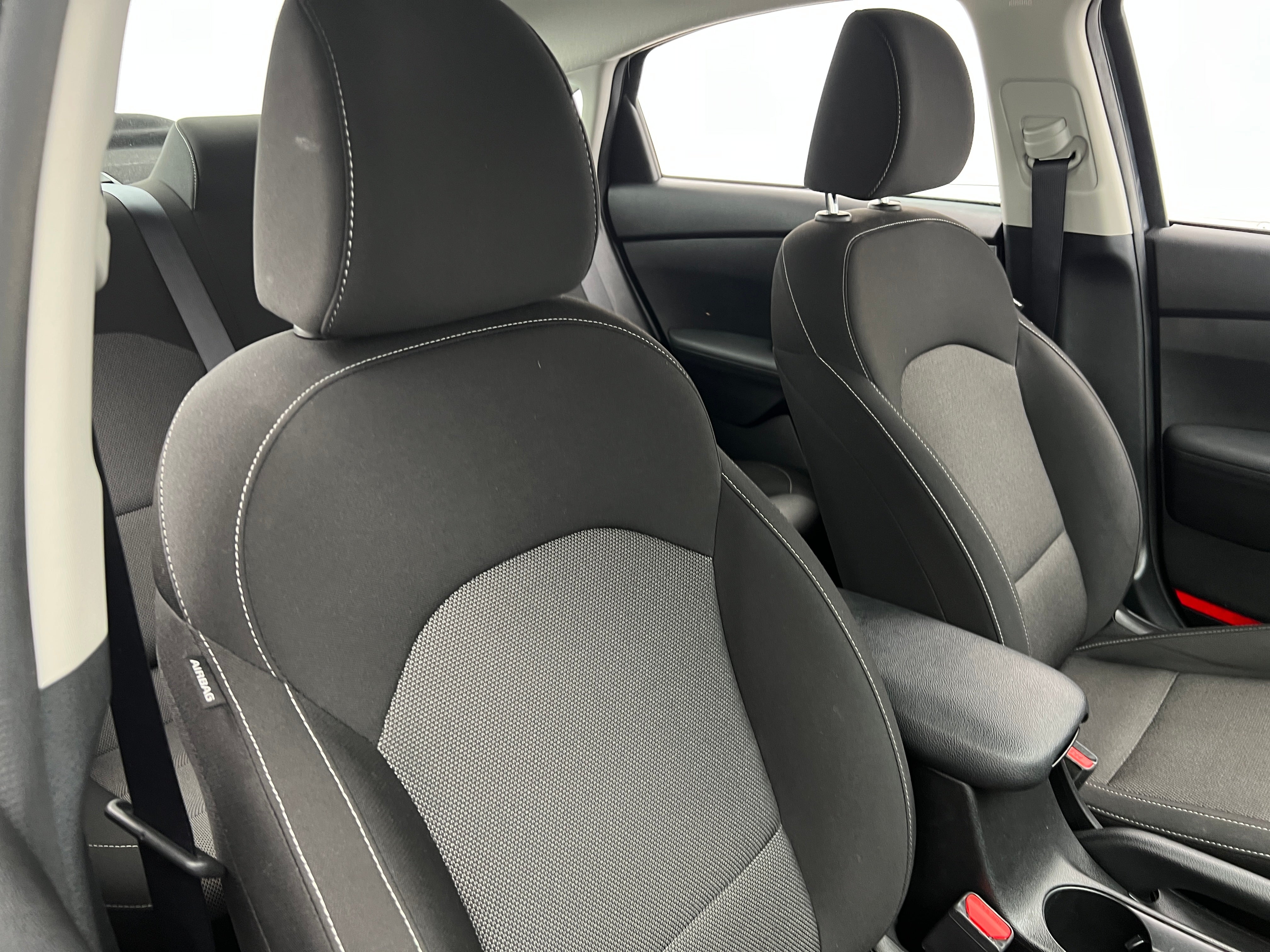 2023 Kia Forte LXS 2