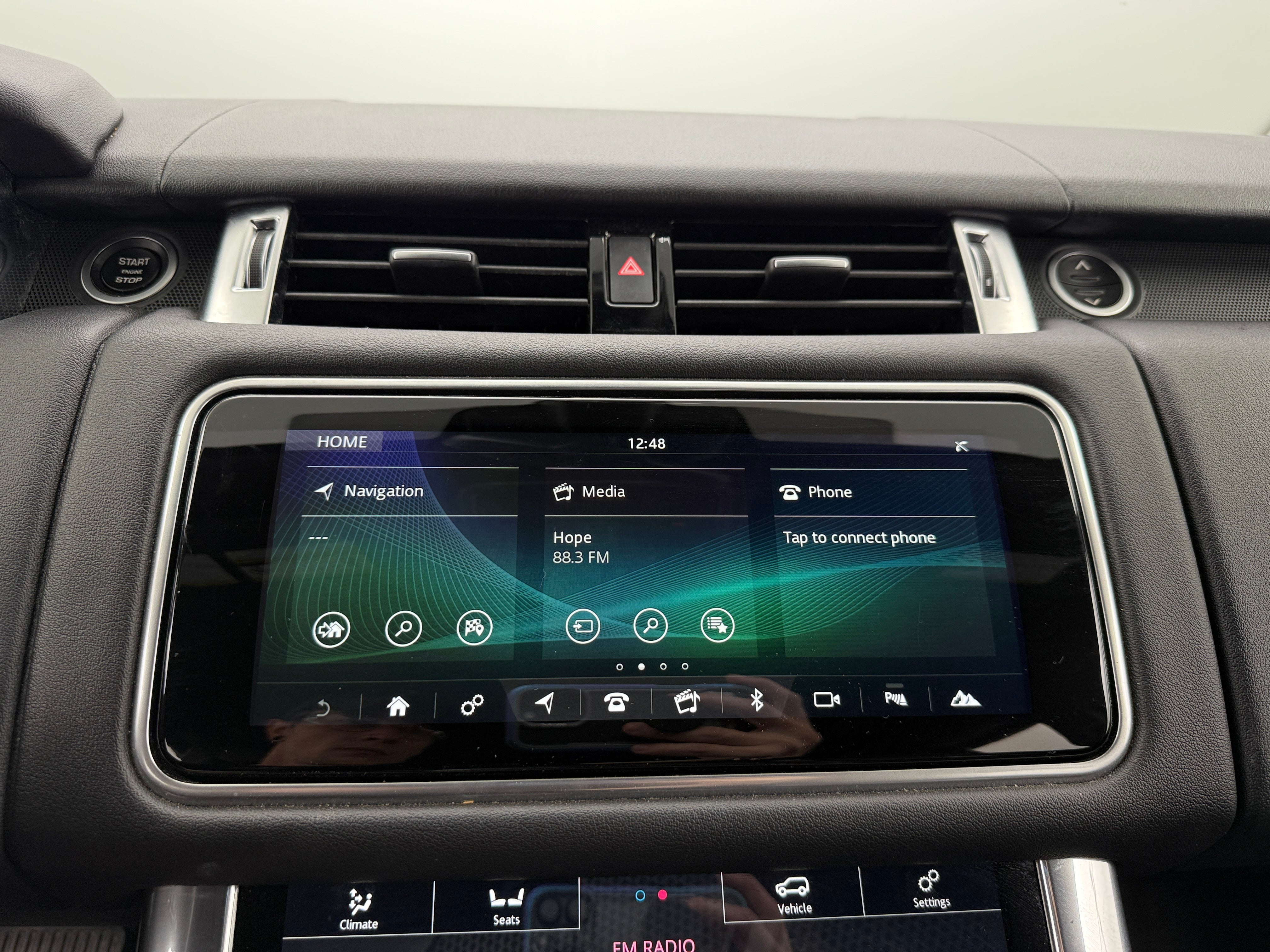 2018 Land Rover Range Rover Sport HSE 3