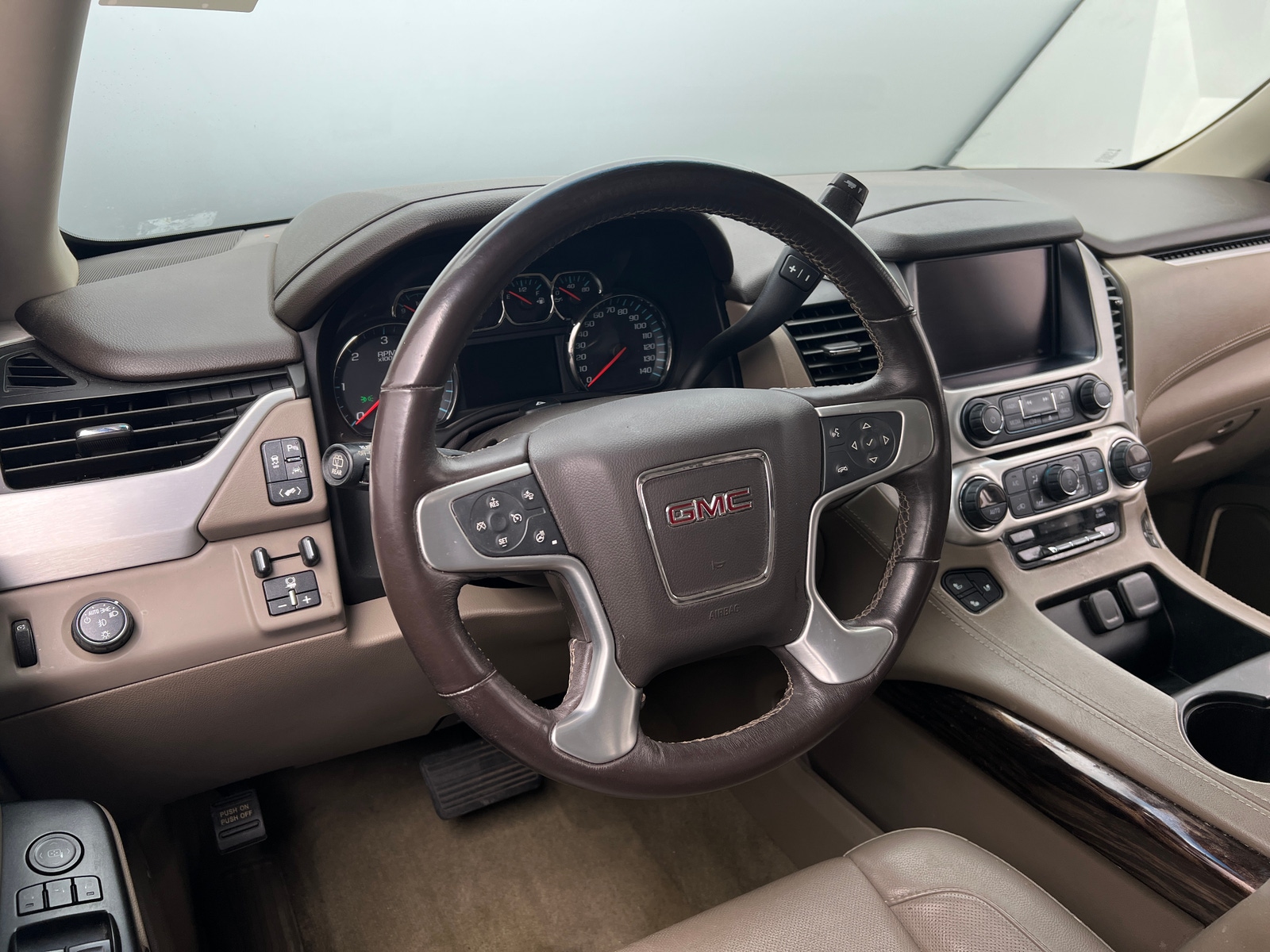 Thumbnail: 2019 GMC Yukon - 4