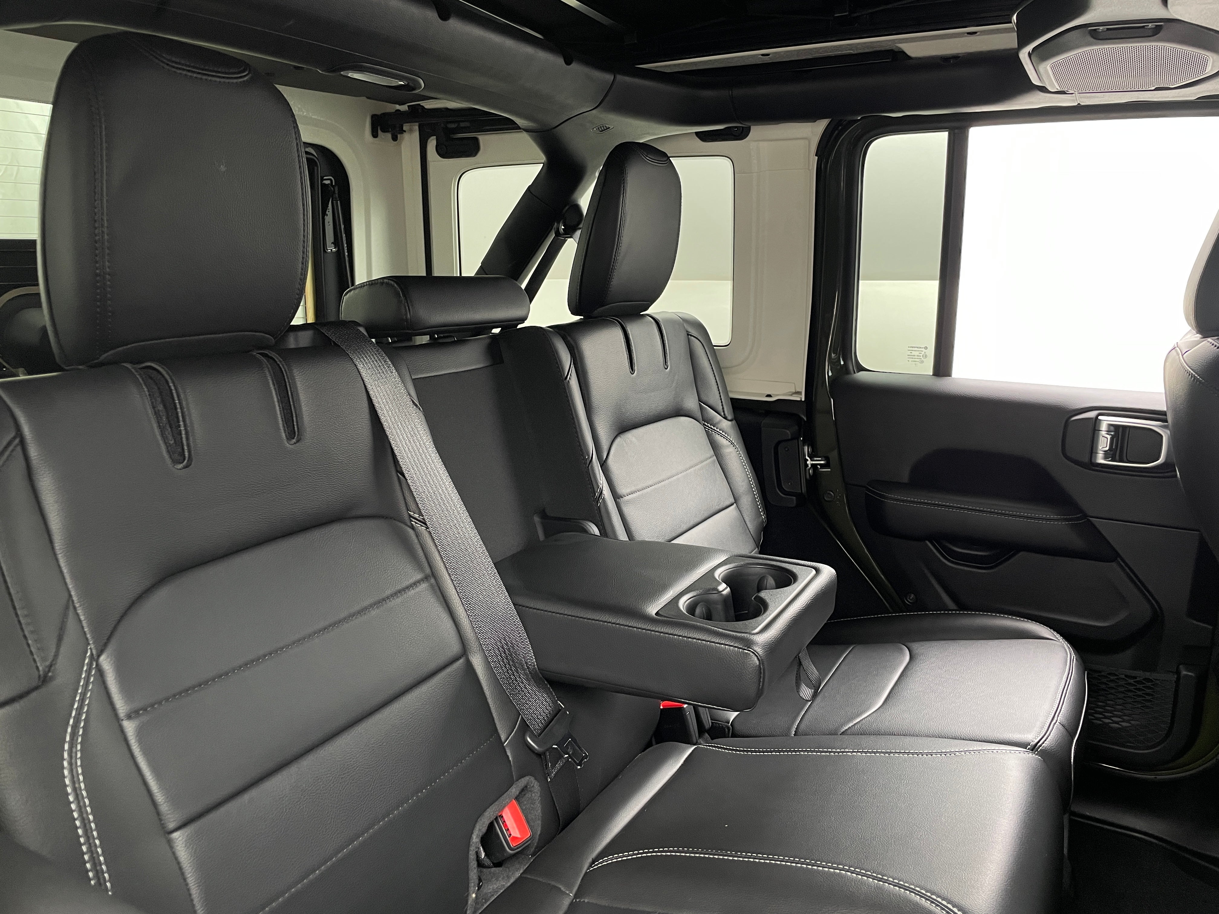 2023 Jeep Wrangler Sahara 4xe 5