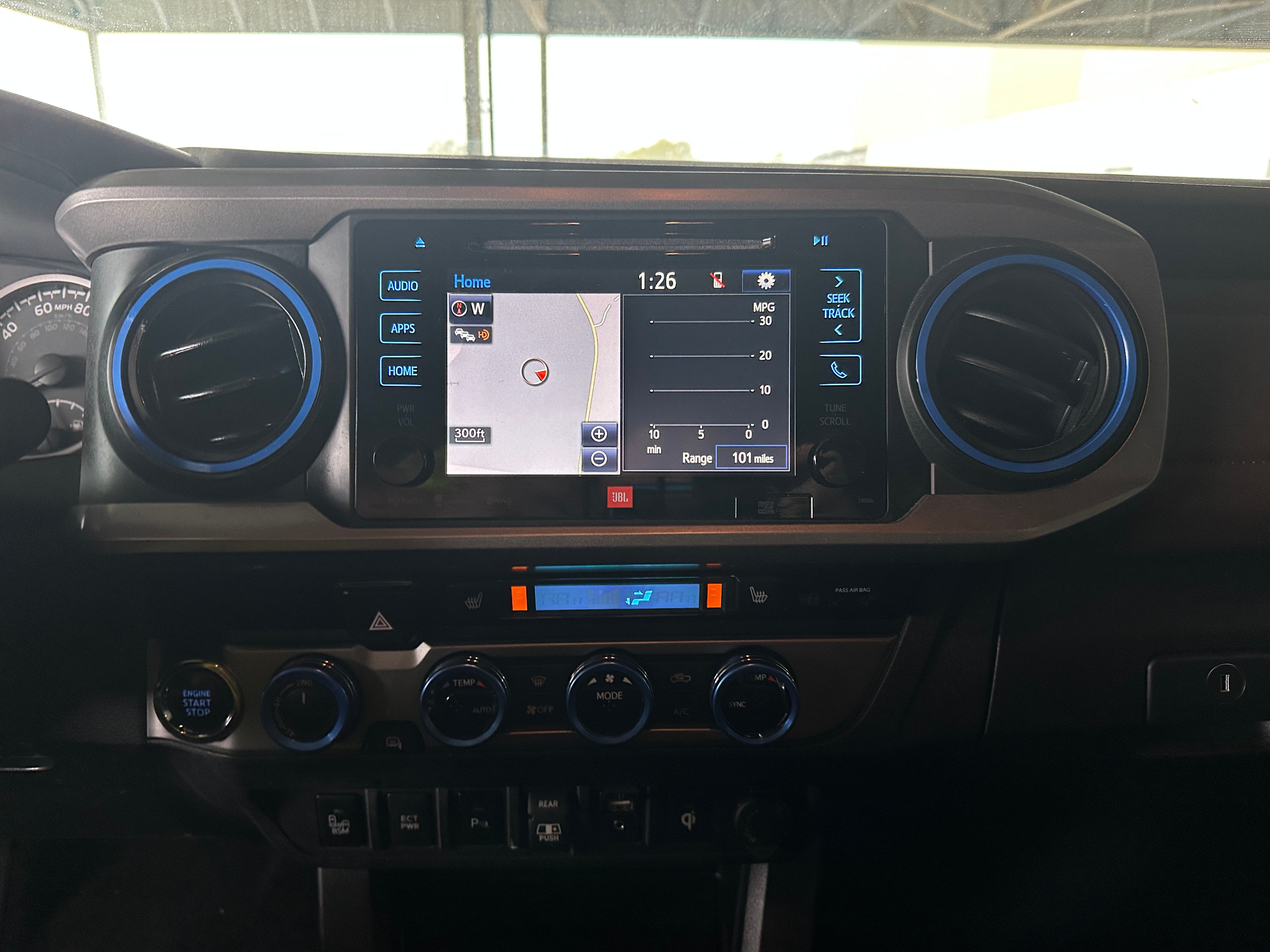 2018 Toyota Tacoma Limited 4