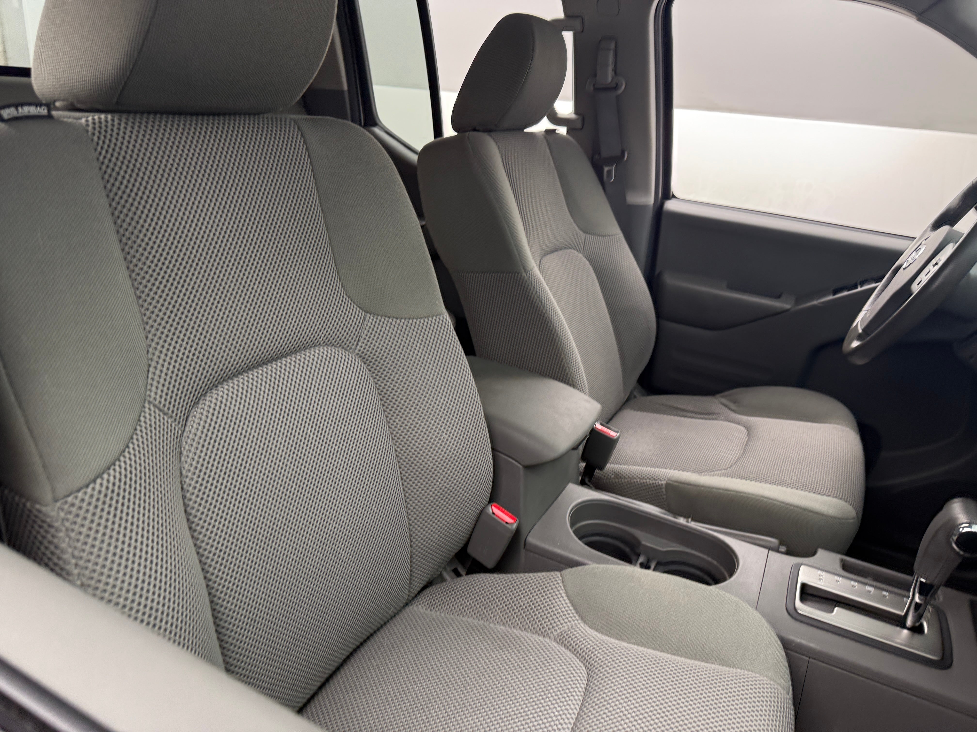 2019 Nissan Frontier SV 2