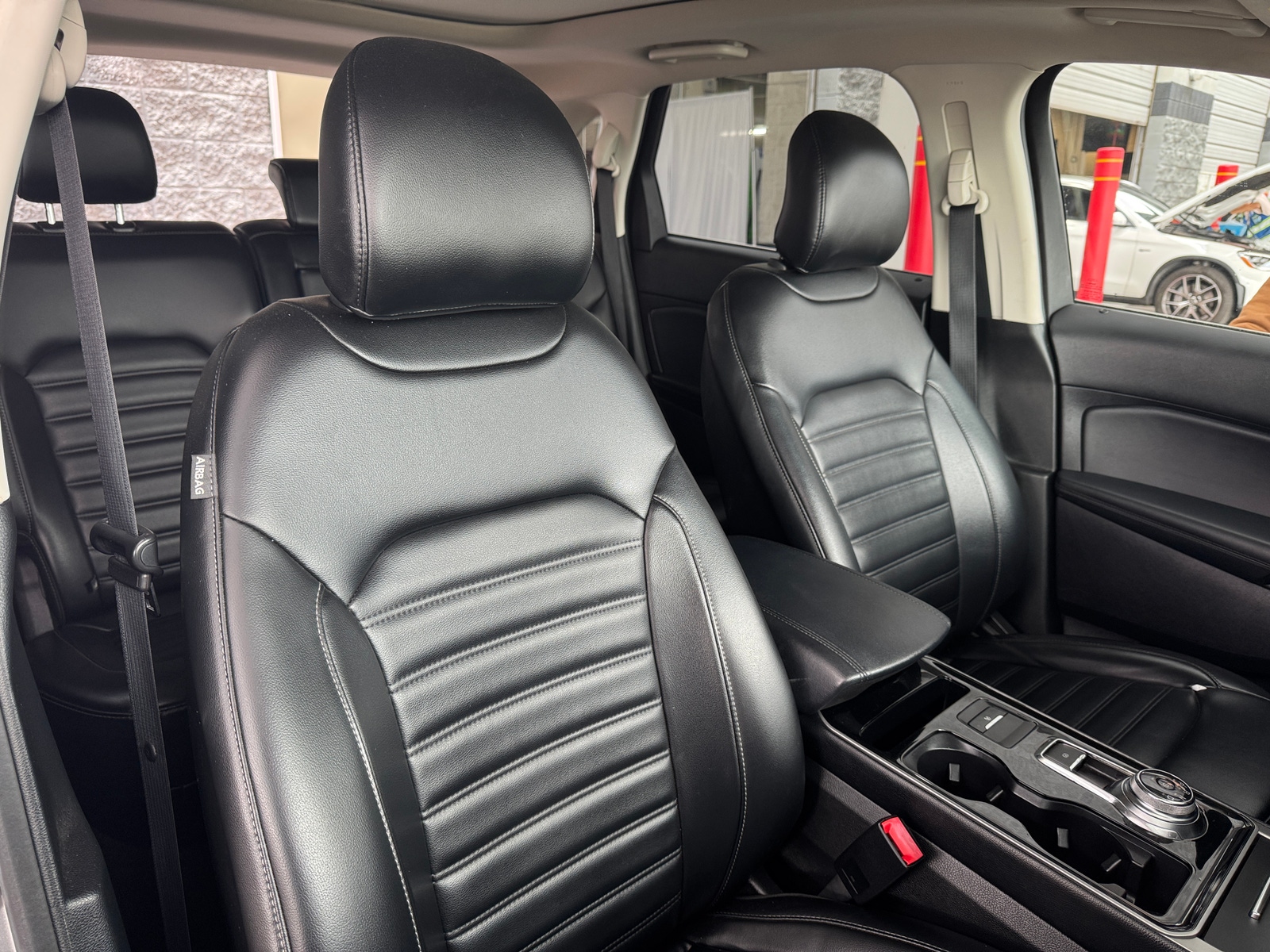Thumbnail: 2019 Ford Edge - 2
