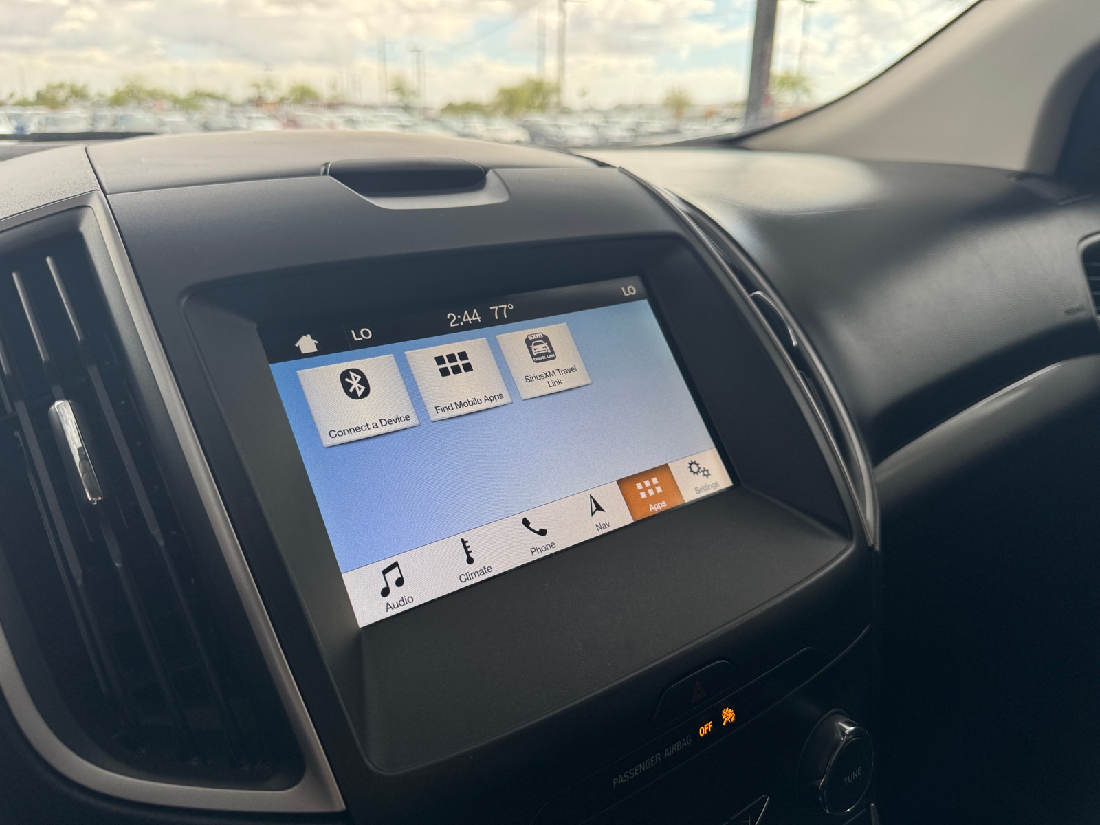 Thumbnail: 2019 Ford Edge - 4