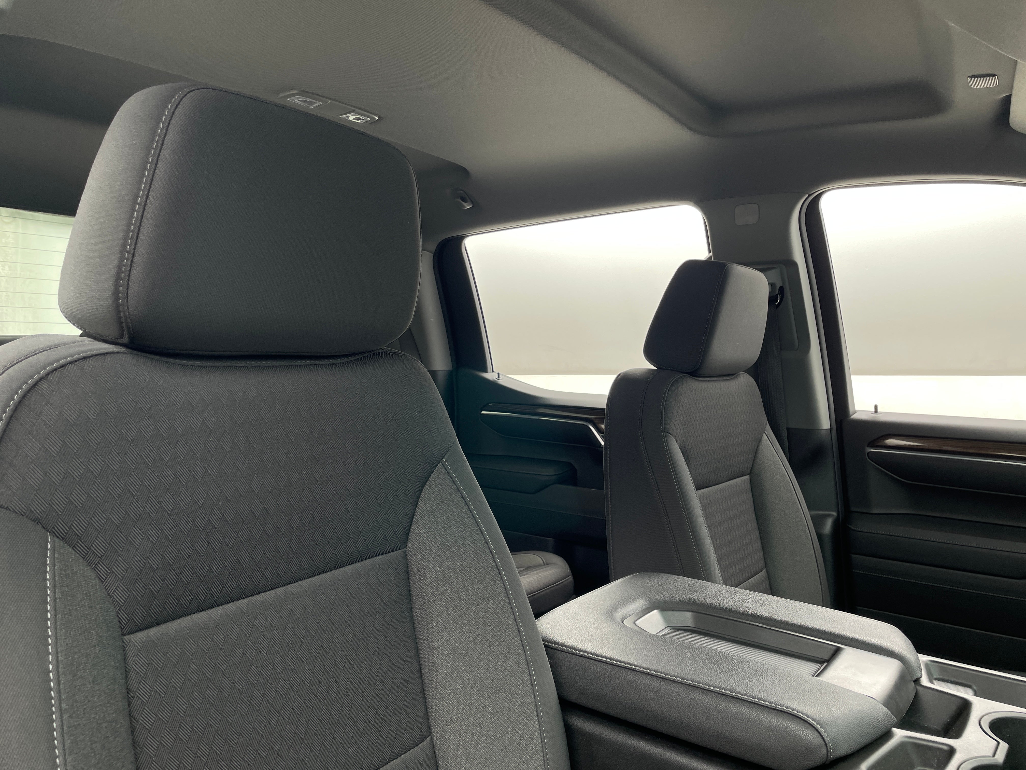 2023 Chevrolet Silverado 1500 LT 2