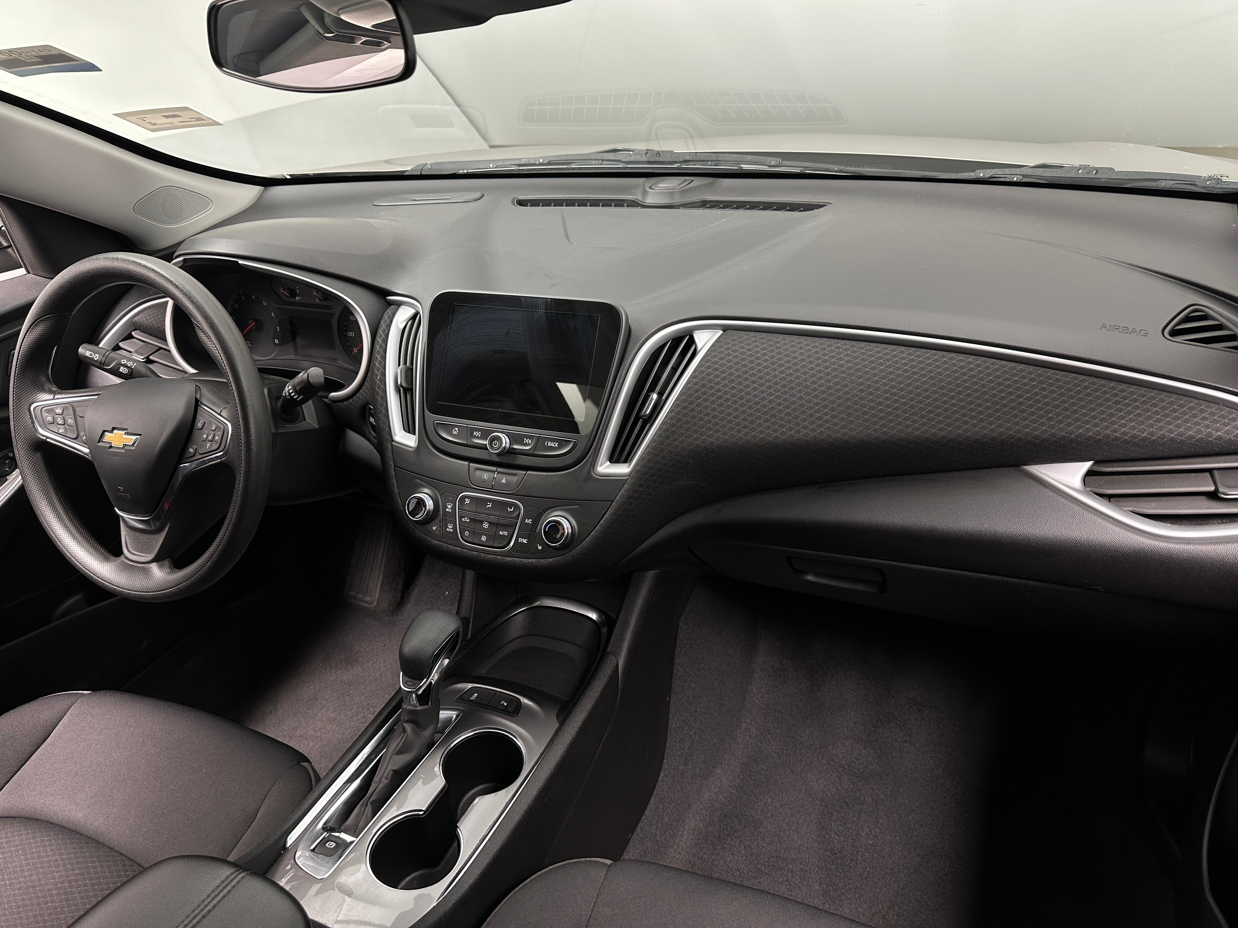 2023 Chevrolet Malibu LT 3