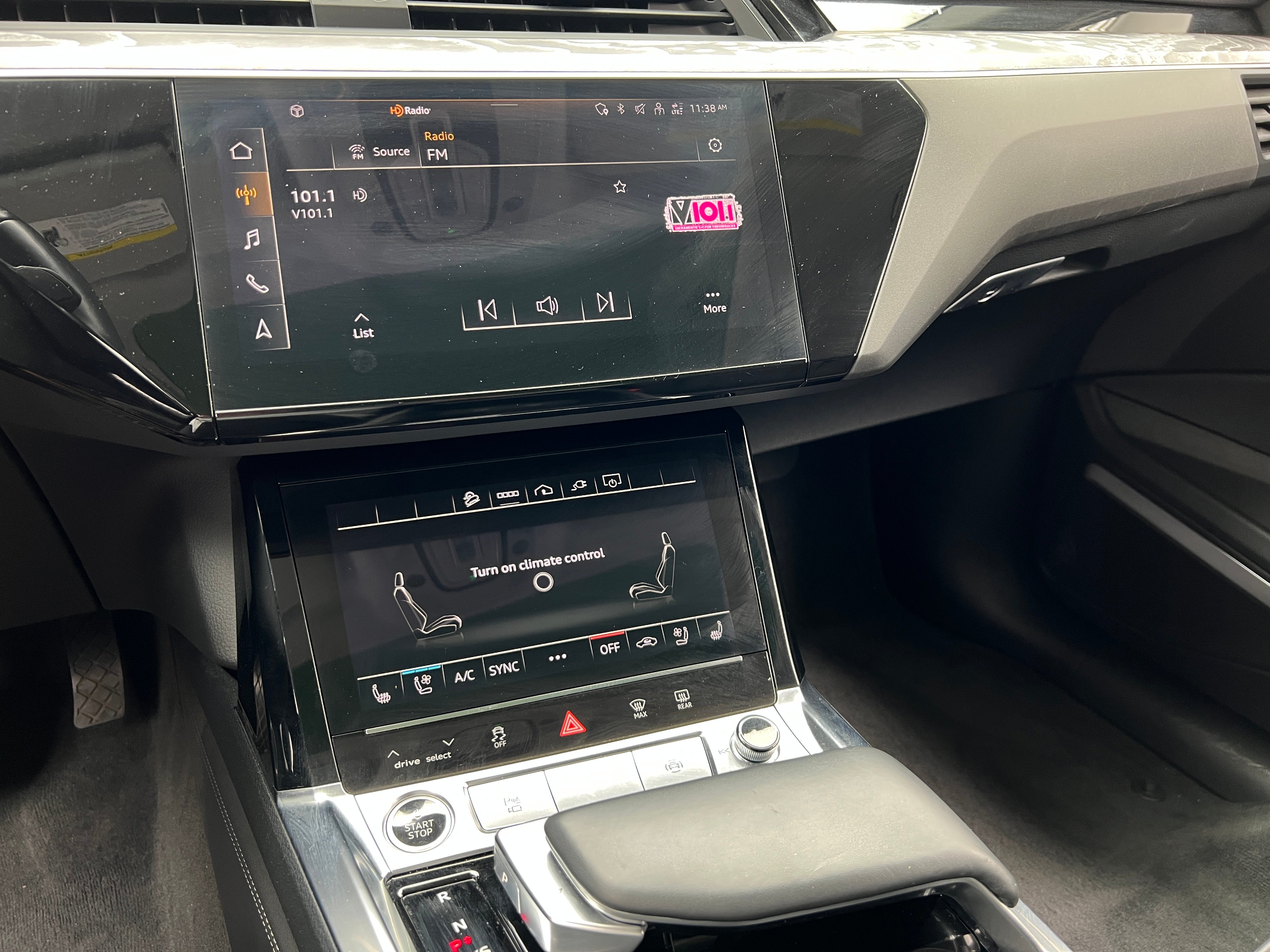 2021 Audi e-tron S Premium Plus 3