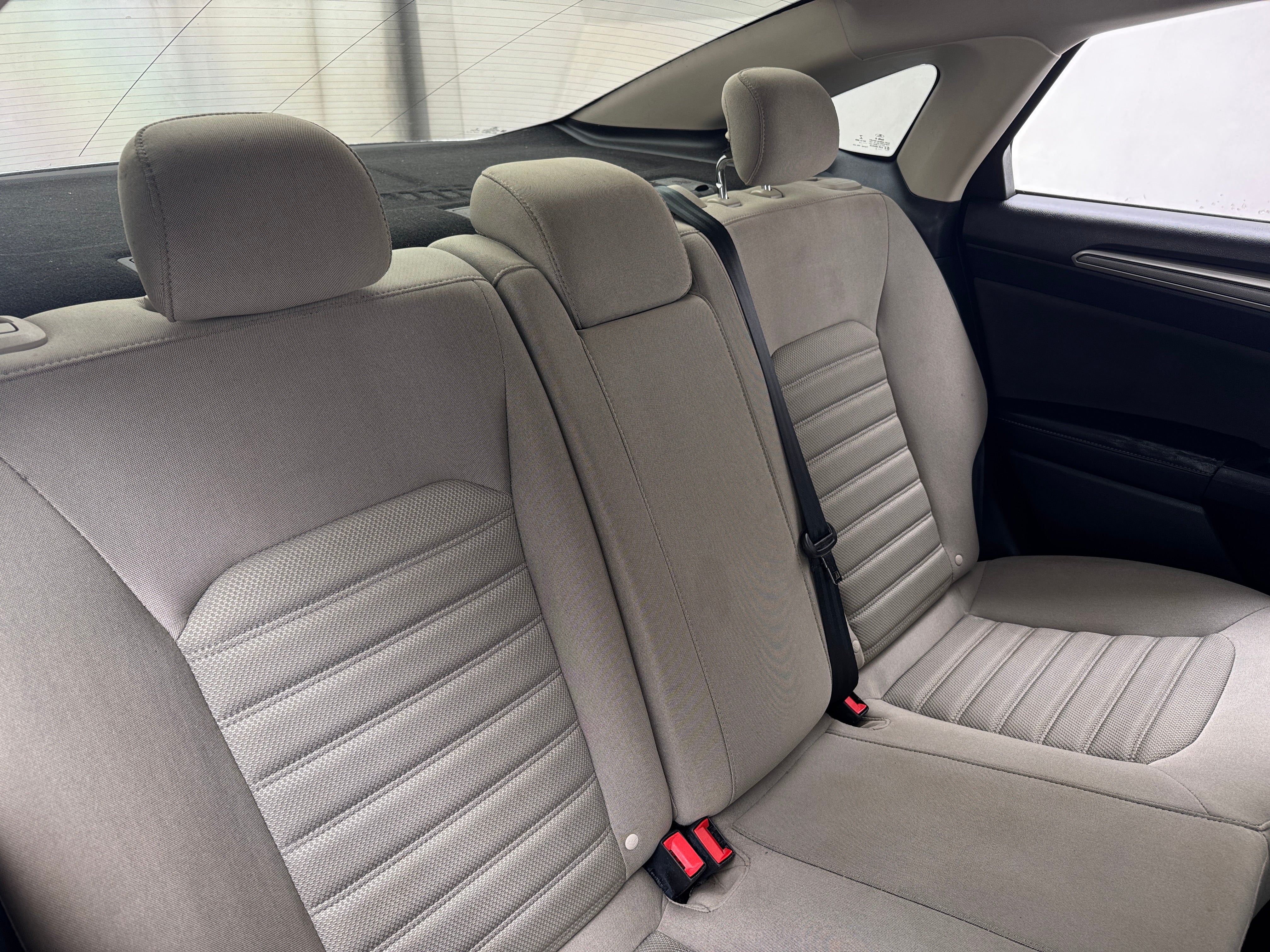 2019 Ford Fusion S 6